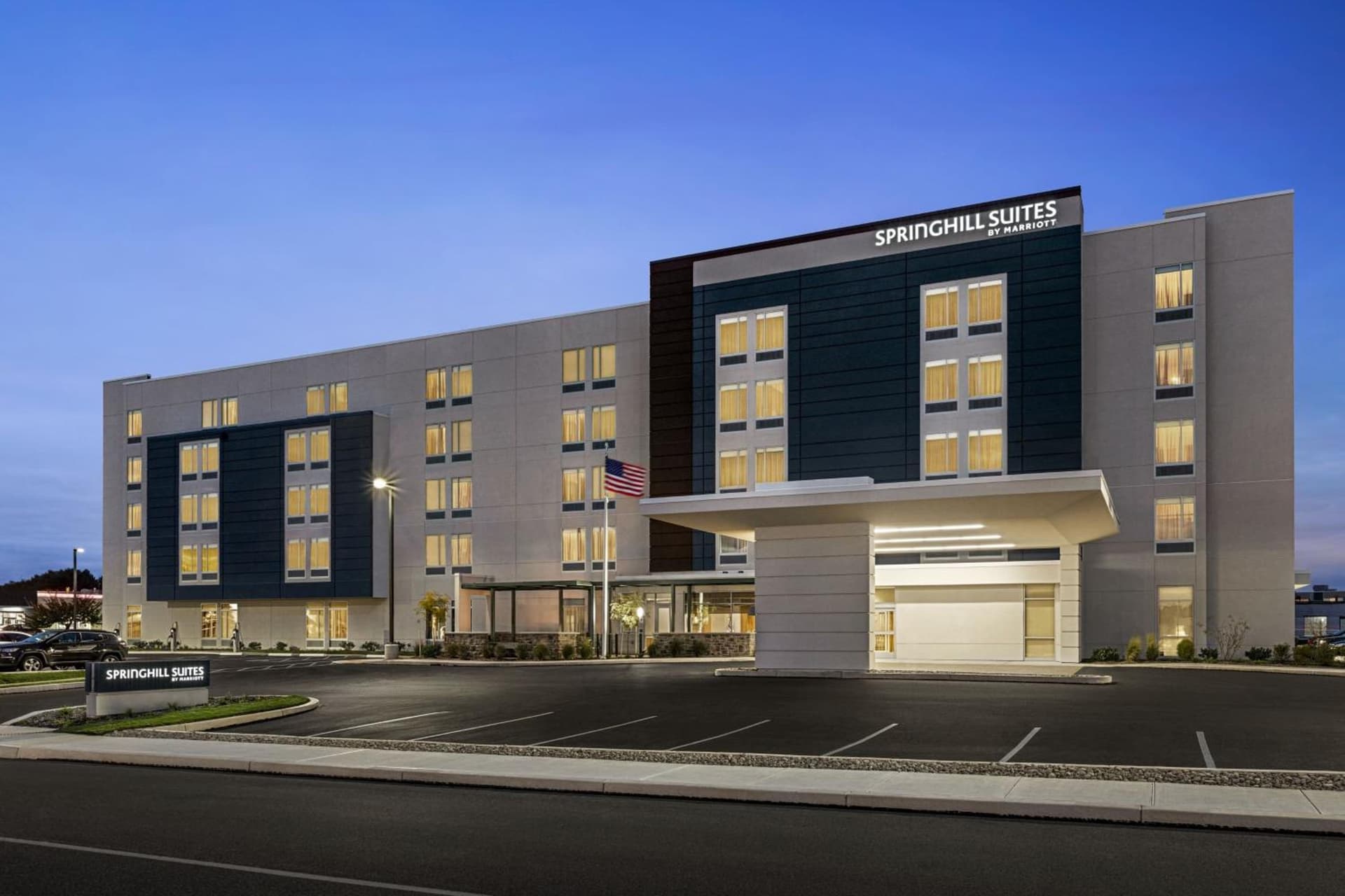 SpringHill Suites by Marriott Camp Hill interior in Camp Hill, PA — gallery photo 2