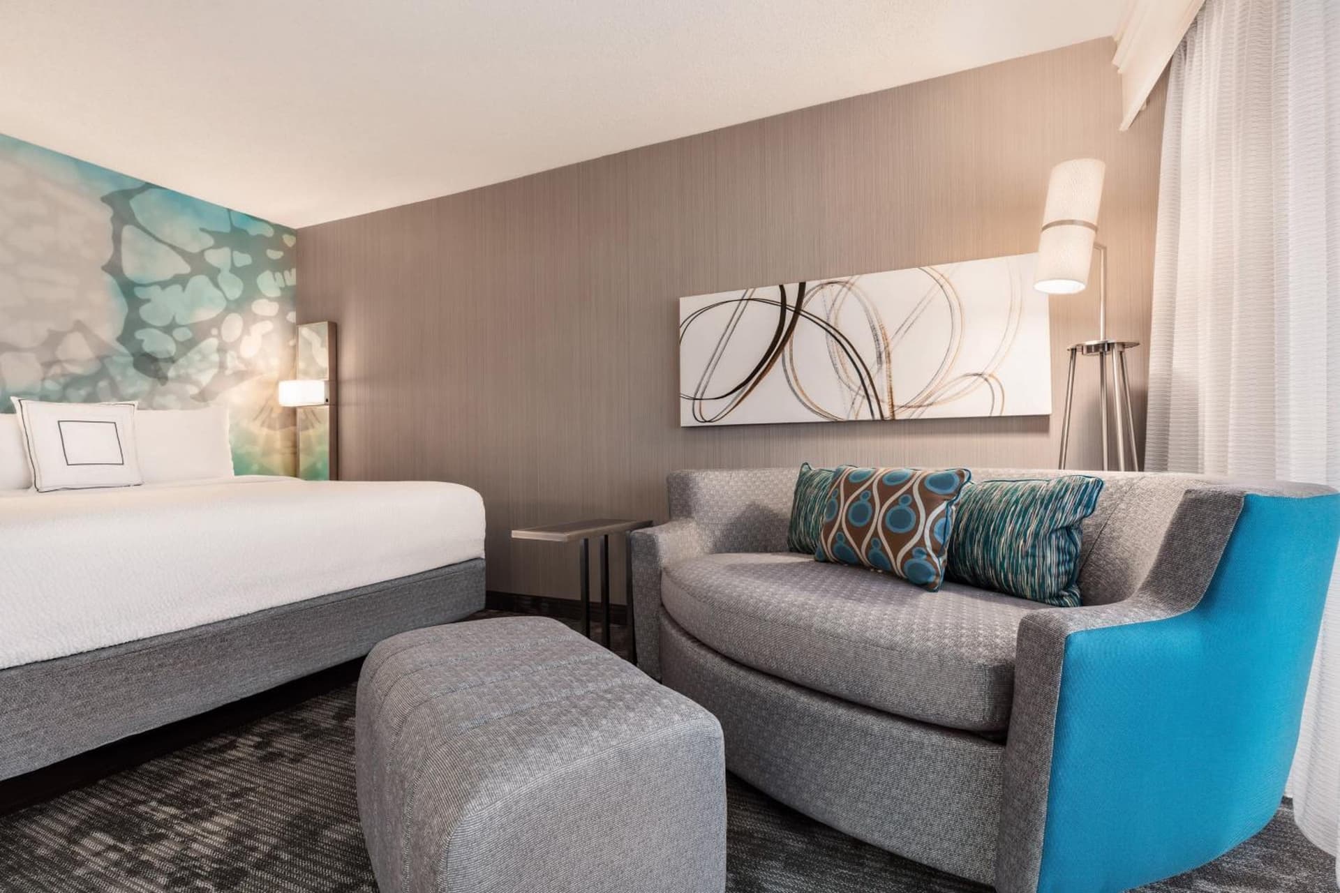 Courtyard by Marriott Topeka gallery photo in Topeka, KS — image 16