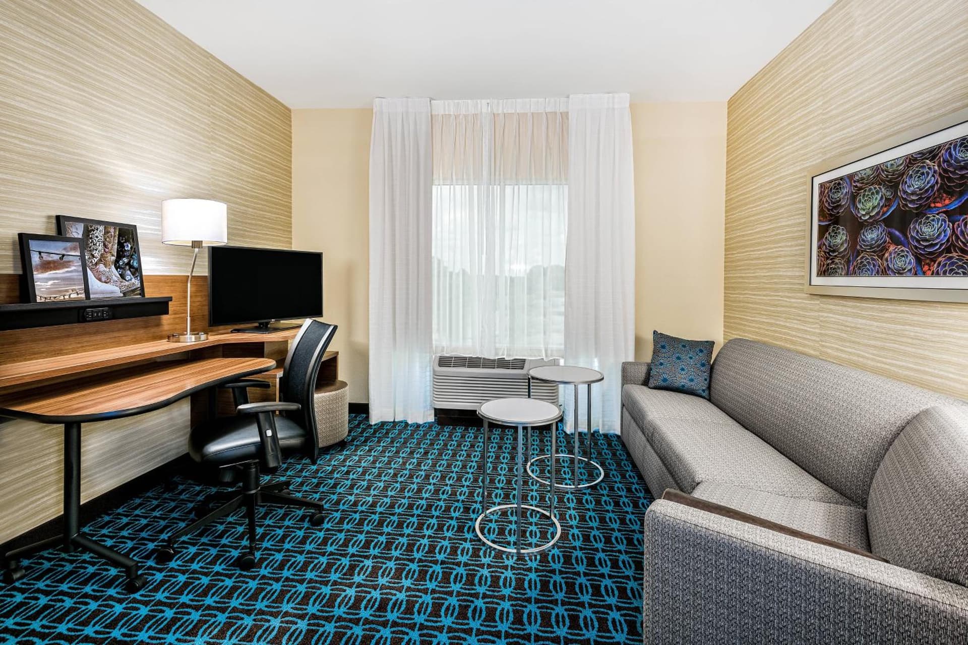 Fairfield Inn & Suites Van Canton Area gallery photo in Van, TX — image 10