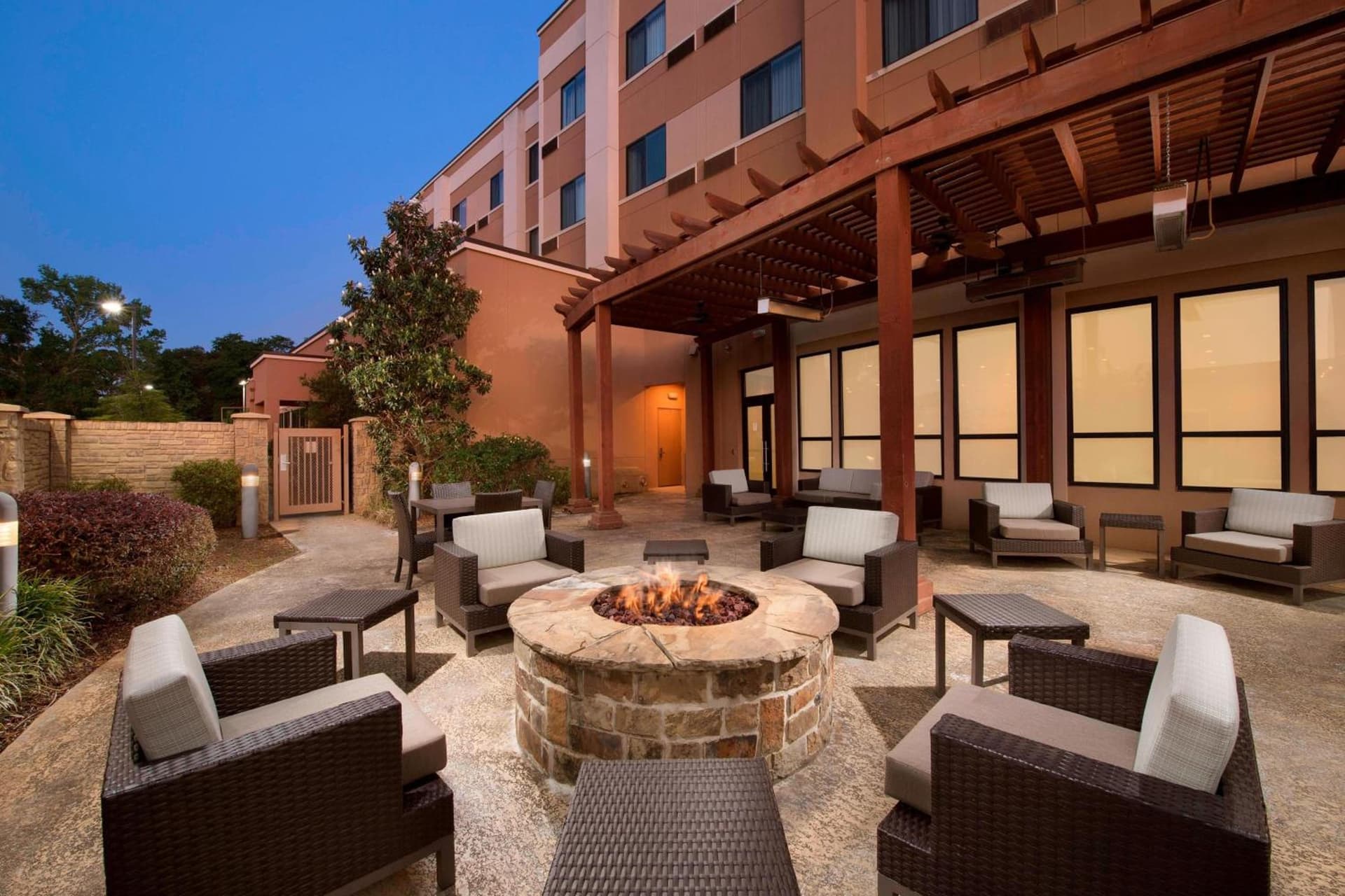 Courtyard by Marriott Tyler gallery photo in Tyler, TX — image 12