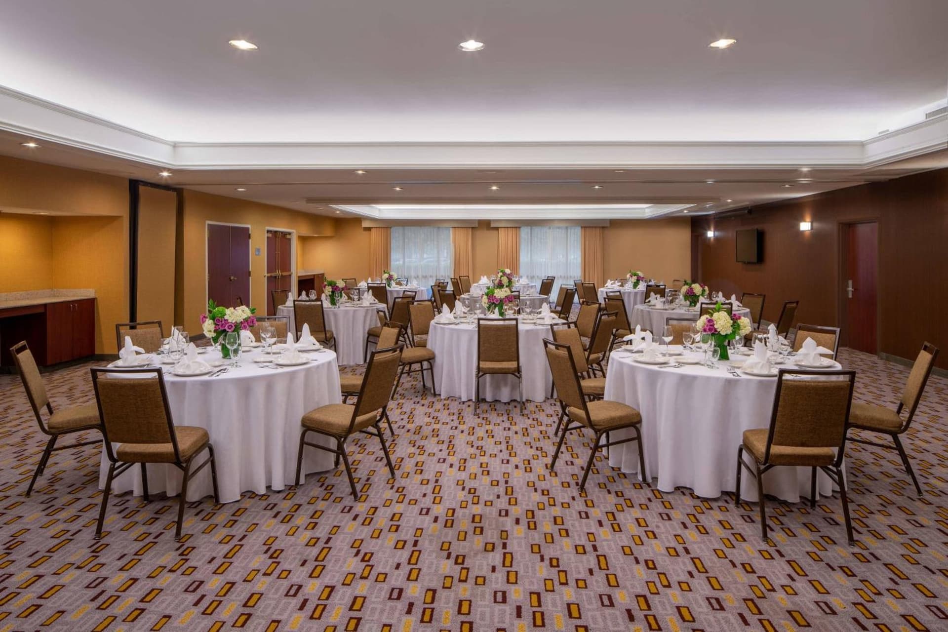 Courtyard by Marriott Covington / Mandeville gallery photo in Covington, LA — image 12
