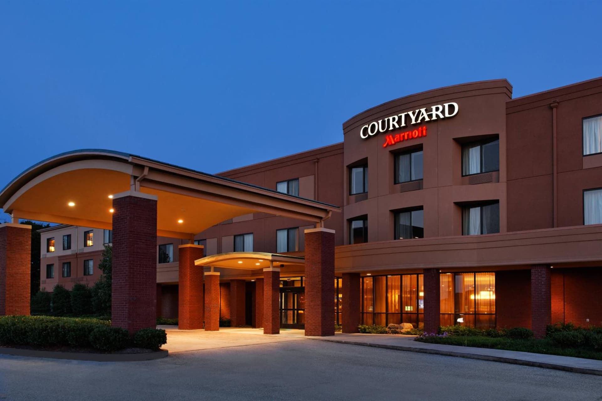 Courtyard by Marriott Knoxville Airport Alcoa featured exterior or lobby in Alcoa, TN — similar hotel