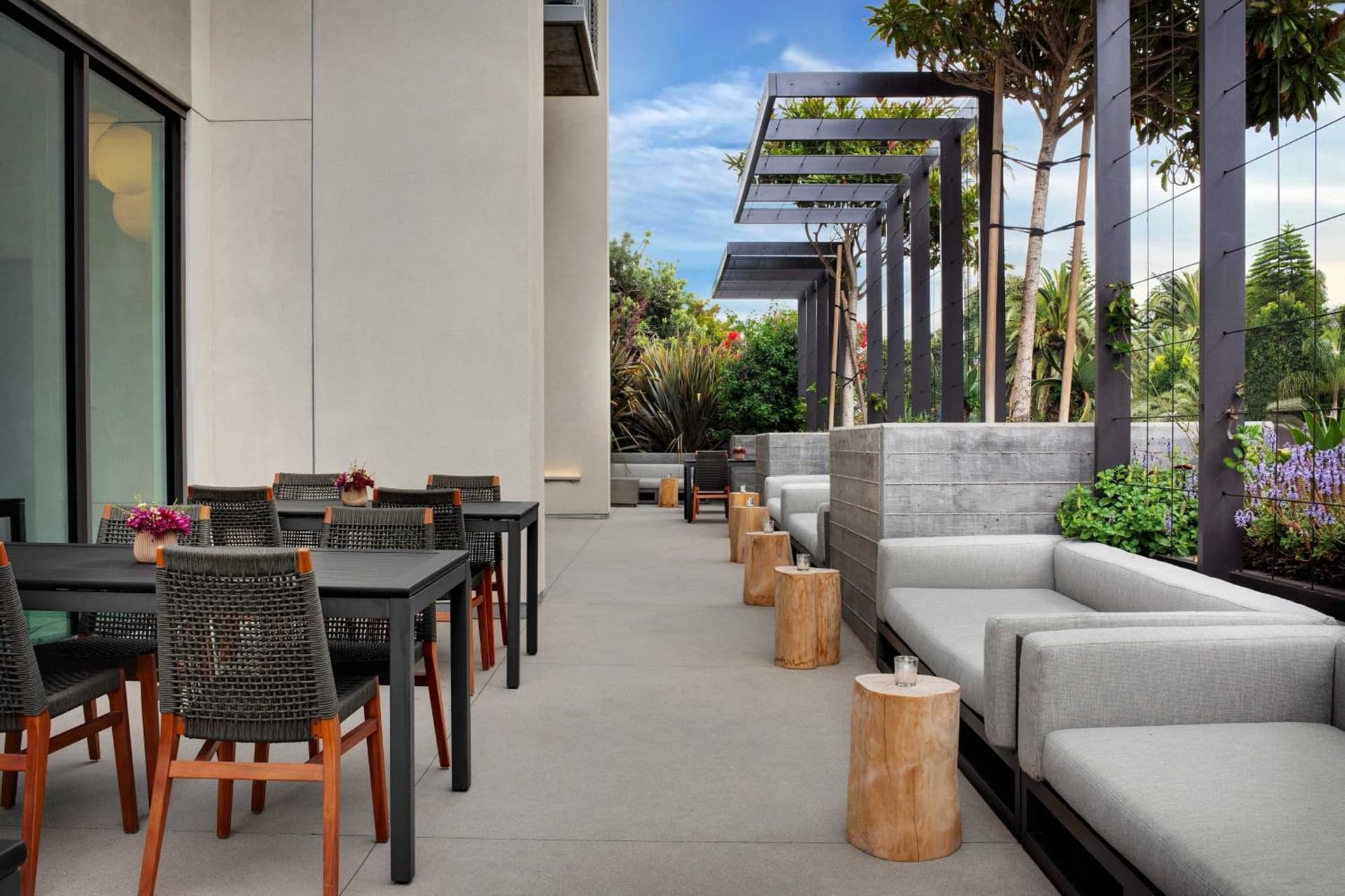 SpringHill Suites by Marriott Oceanside Beach gallery photo in Oceanside, CA — image 6