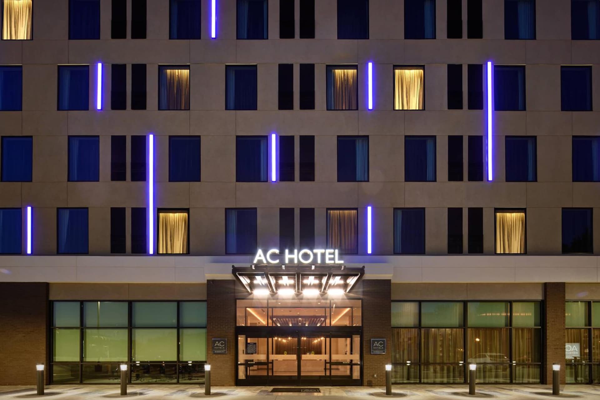 AC Hotel by Marriott Columbus Downtown property views in Columbus, GA — gallery photo 3
