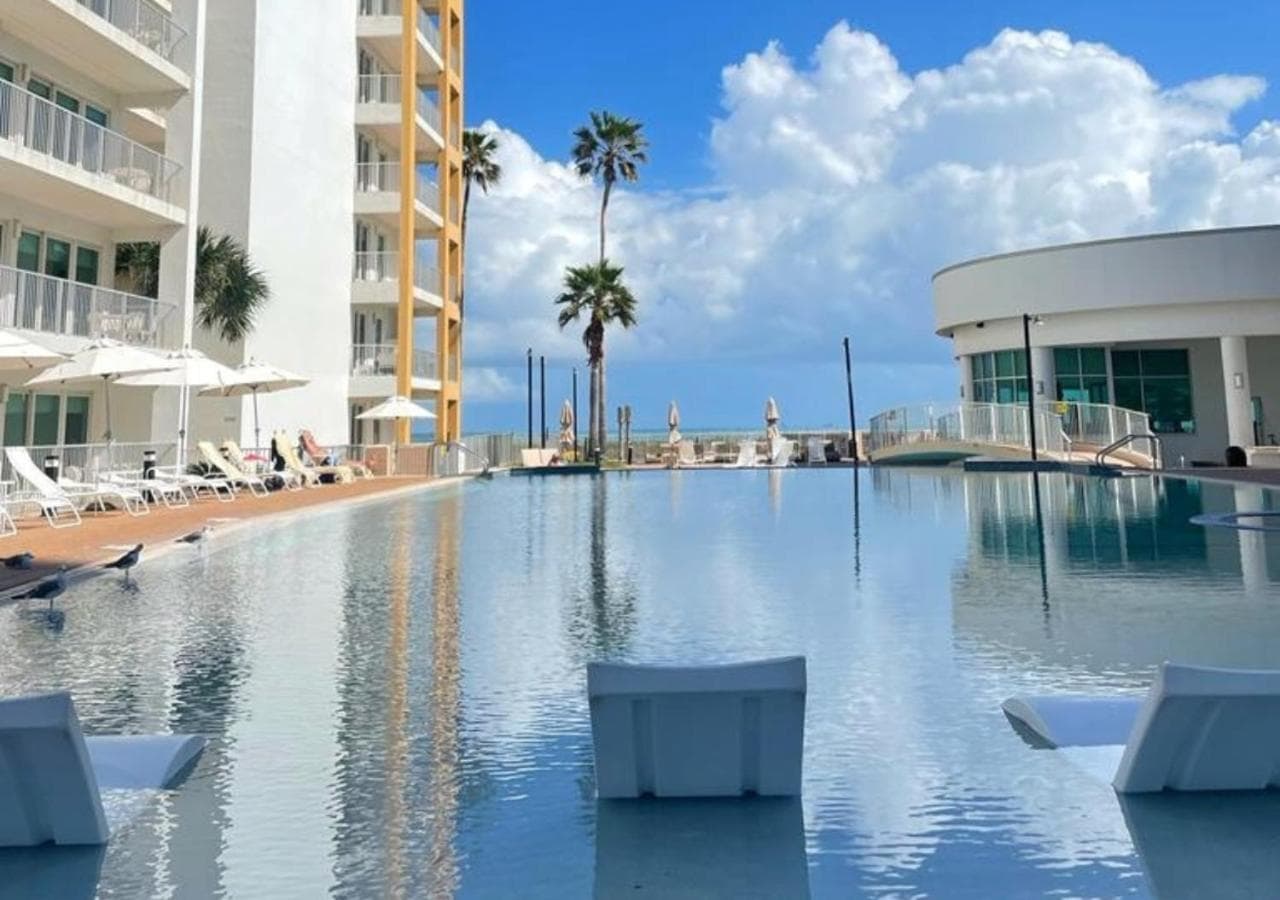 Peninsula Island Resort & Spa - Beachfront Property at South Padre Island interior in South Padre Island, TX — gallery photo 2