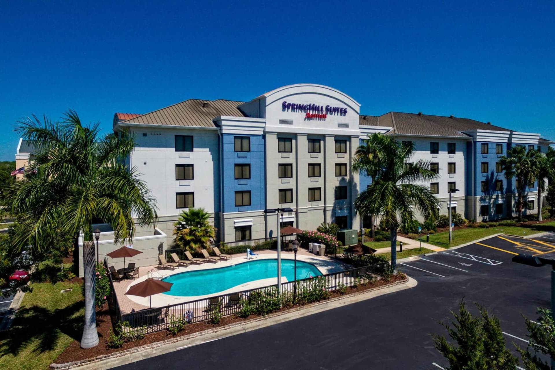 SpringHill Suites by Marriott Naples interior in Naples, FL — gallery photo 2