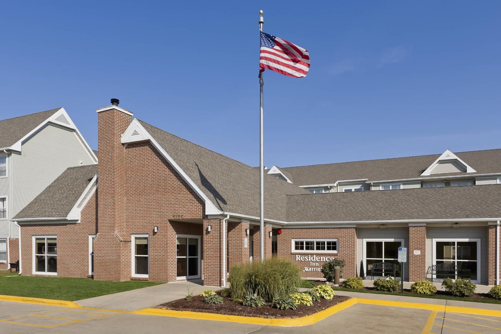 PrimeStay Extended Suites by IHG featured exterior or lobby in Madison, WI — similar hotel