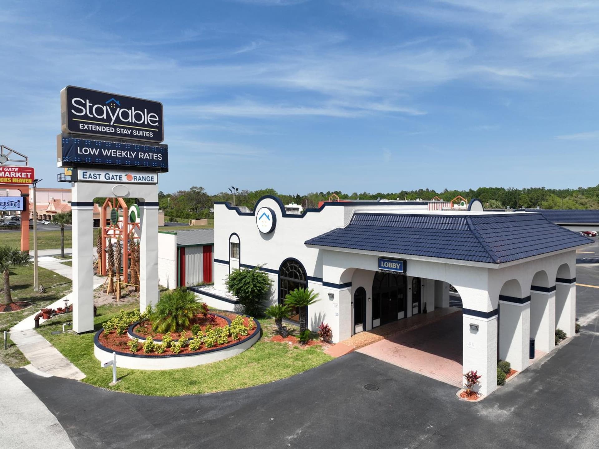 Stayable Kissimmee West interior in Kissimmee, FL — gallery photo 2