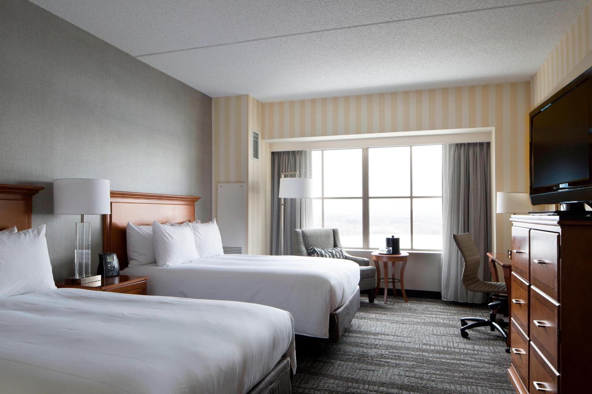Hartford Marriott Downtown property views in Hartford, CT — gallery photo 3