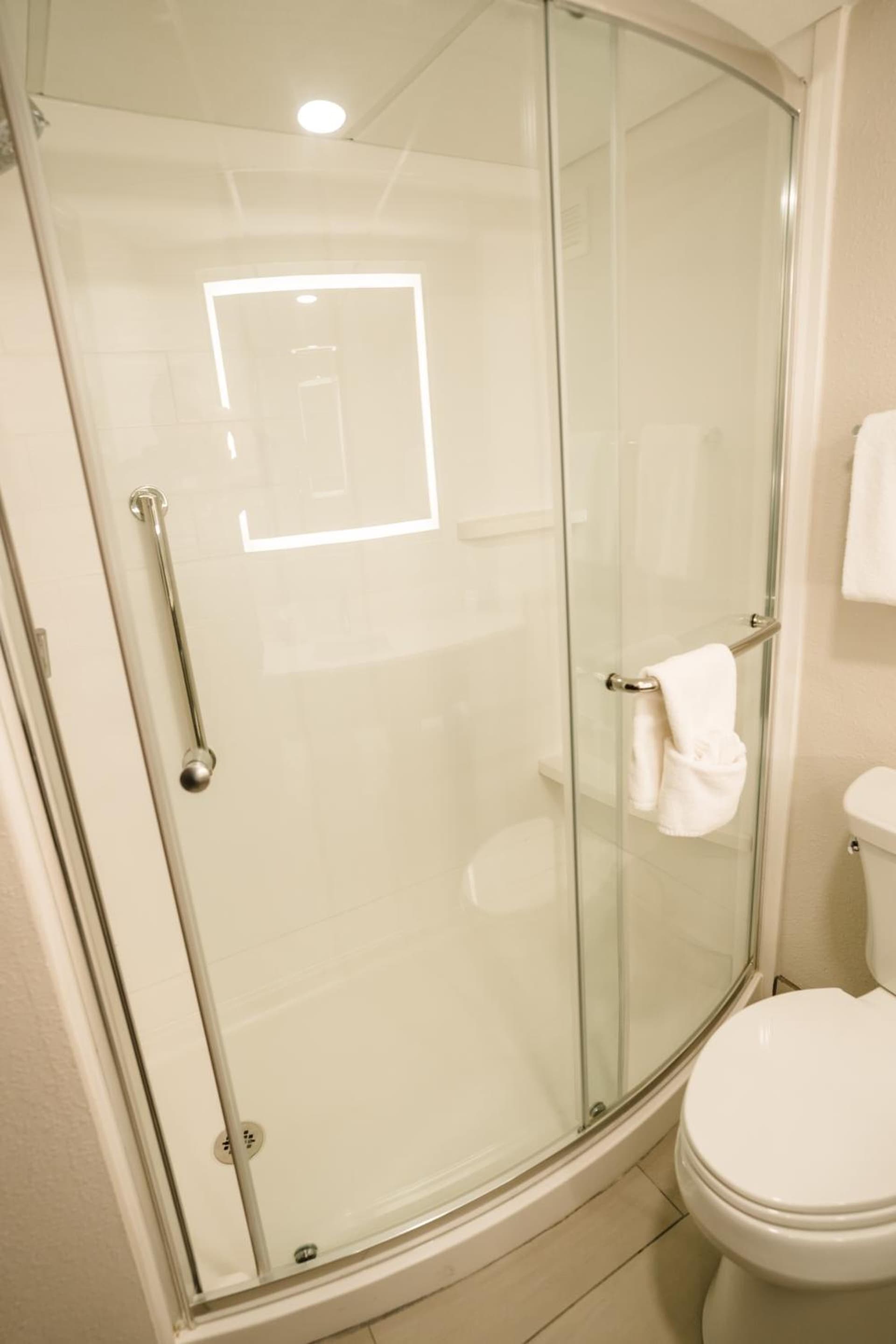 Holiday Inn Express Hotel & Suites Knoxville-North-I-75 Exit 112 by IHG gallery photo in Knoxville, TN — image 5