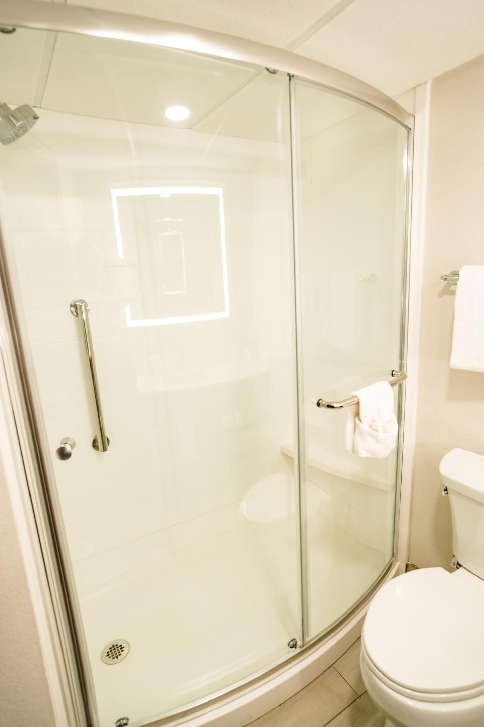 Holiday Inn Express Hotel & Suites Knoxville-North-I-75 Exit 112 by IHG gallery photo in Knoxville, TN — image 54
