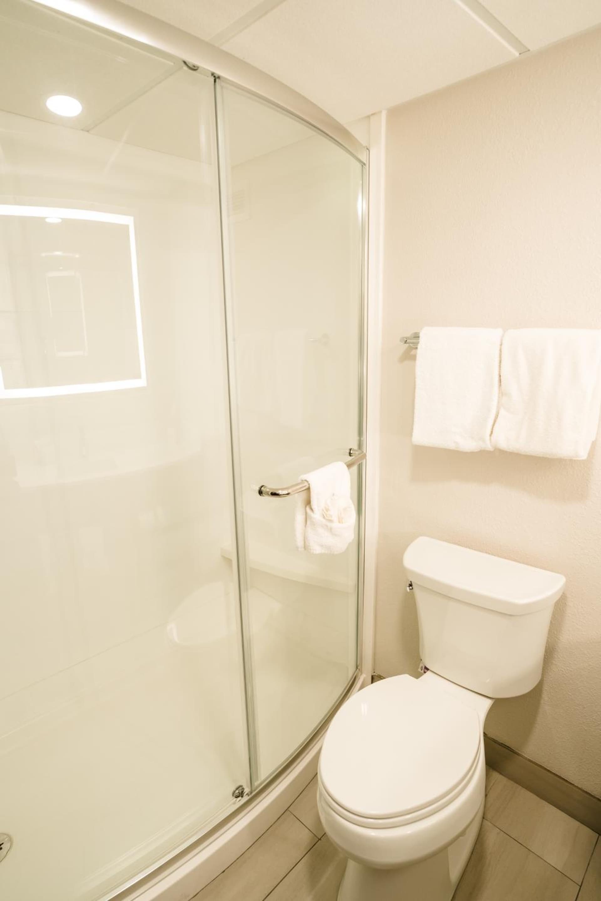 Holiday Inn Express Hotel & Suites Knoxville-North-I-75 Exit 112 by IHG gallery photo in Knoxville, TN — image 49