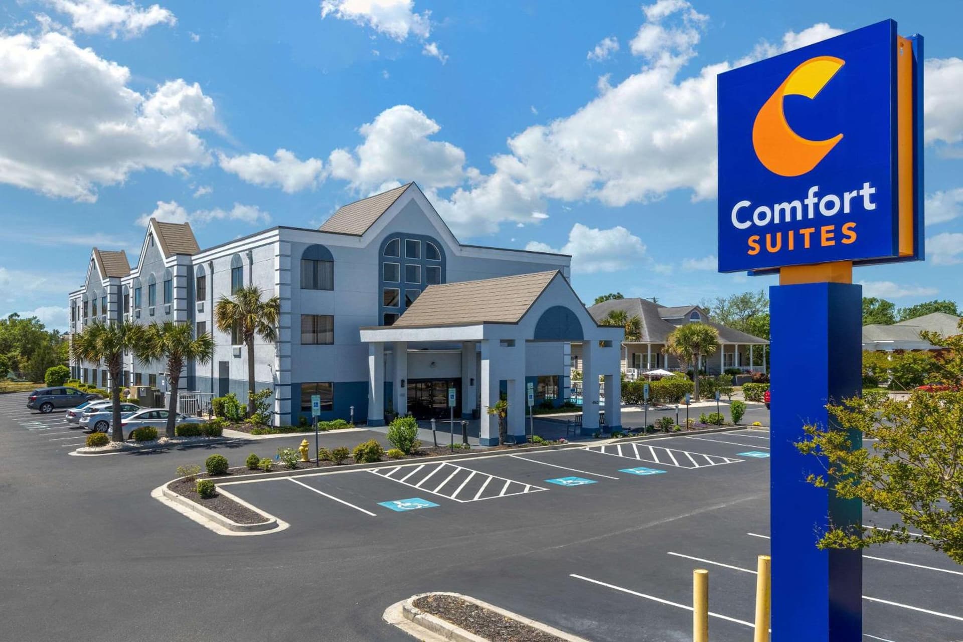 Comfort Suites Southport - Oak Island featured exterior or lobby in Southport, NC — similar hotel