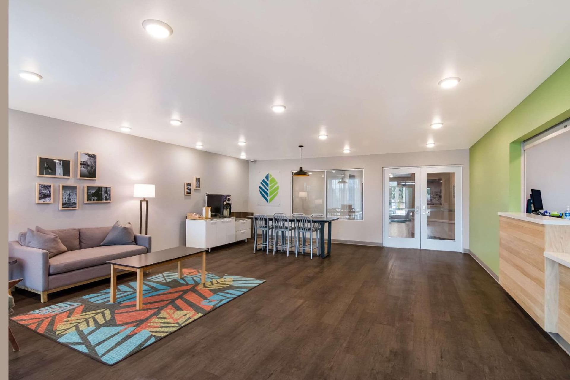 WoodSpring Suites Morrisville - Raleigh Durham Airport interior in Morrisville, NC — gallery photo 2