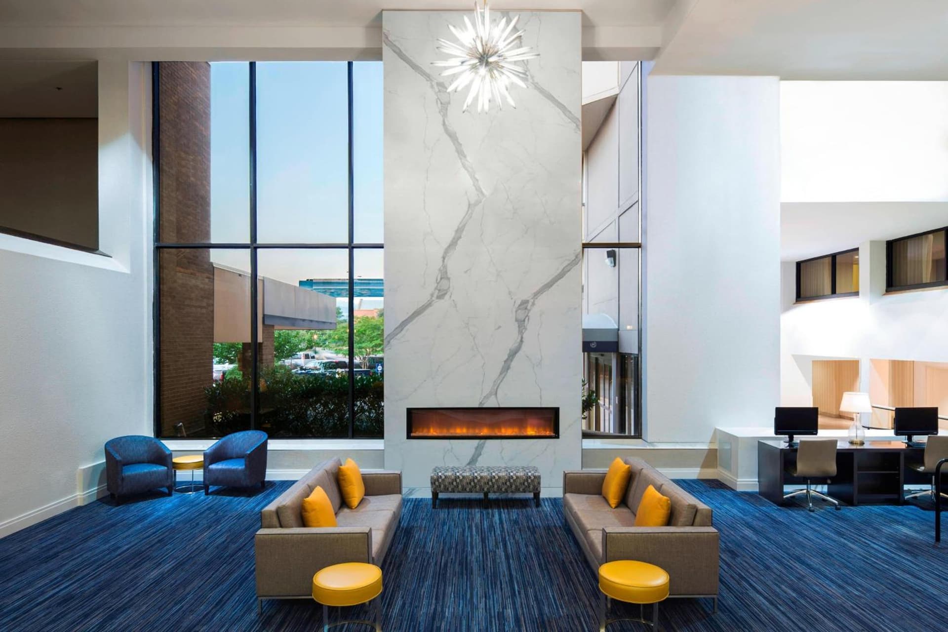 Sheraton Norfolk Waterside Hotel gallery photo in Norfolk, VA — image 28