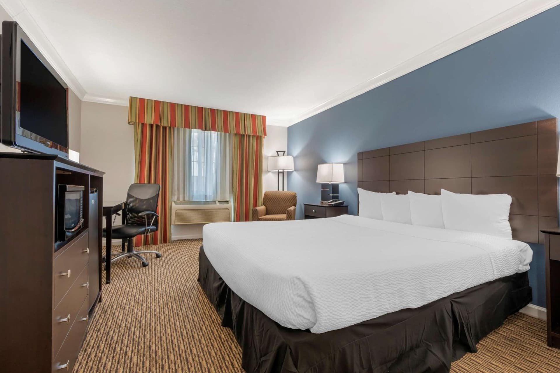 Best Western Colonial Inn gallery photo in Selma, CA — image 11