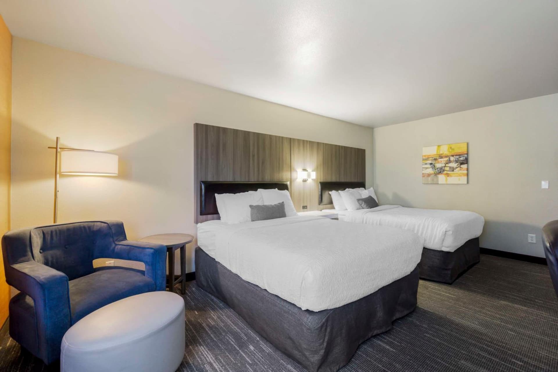 Best Western Plus Renton Inn interior in Renton, WA — gallery photo 2