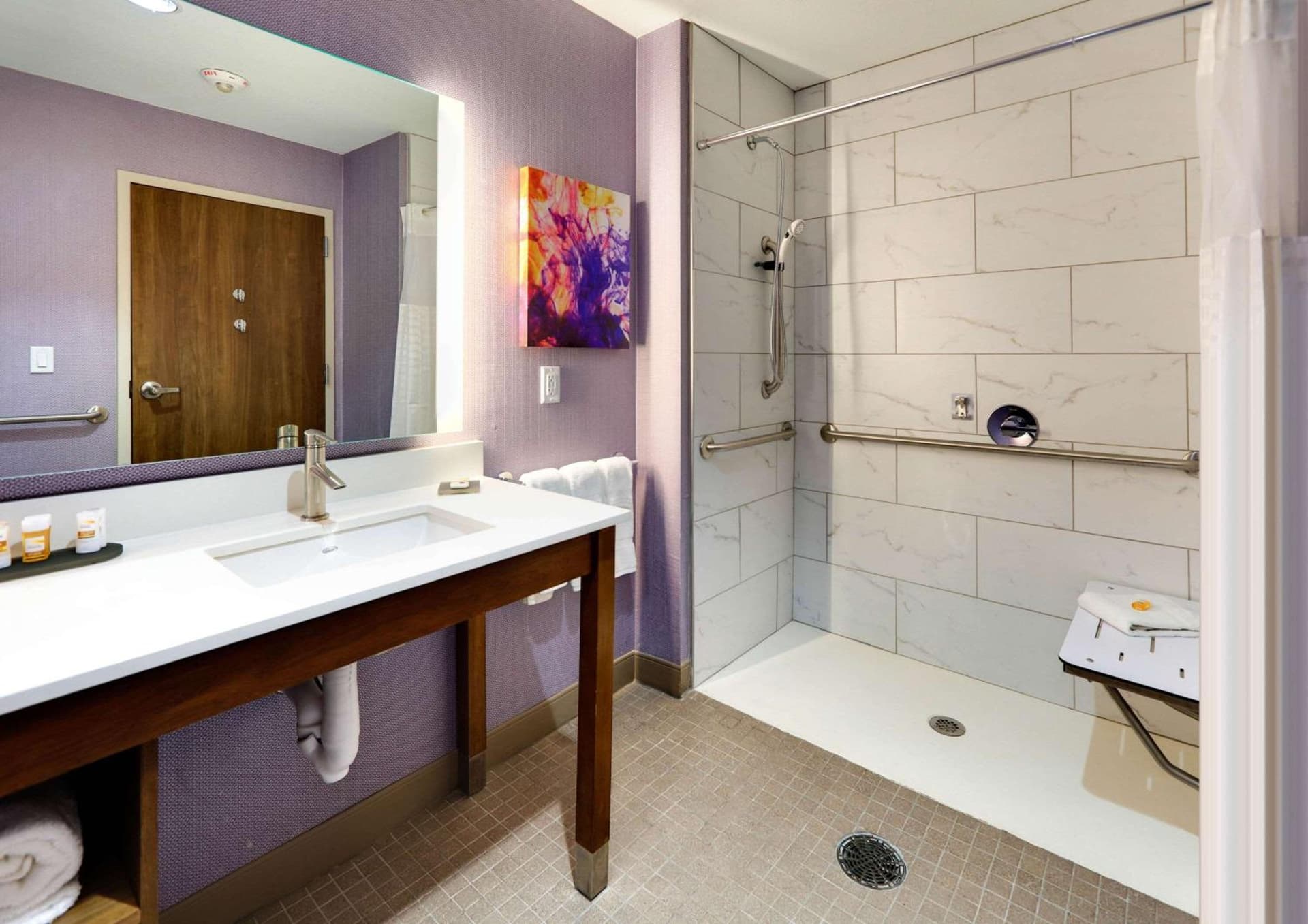 La Quinta Inn & Suites by Wyndham Lakeway gallery photo in Lakeway, TX — image 13
