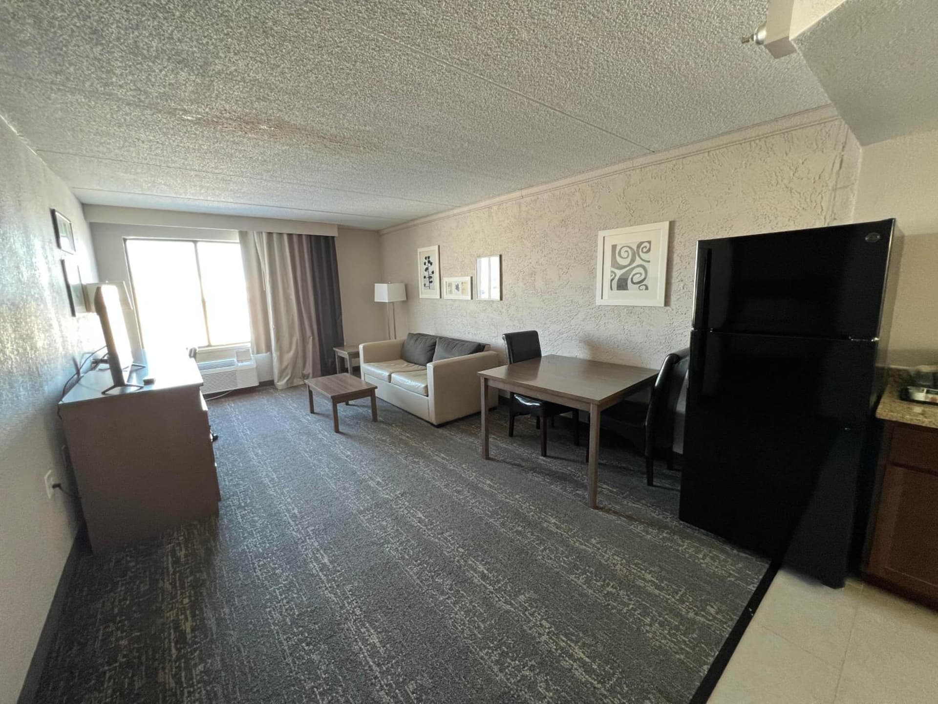 Country Inn & Suites by Radisson, Mt Pleasant-Racine West, WI gallery photo in Sturtevant, WI — image 86