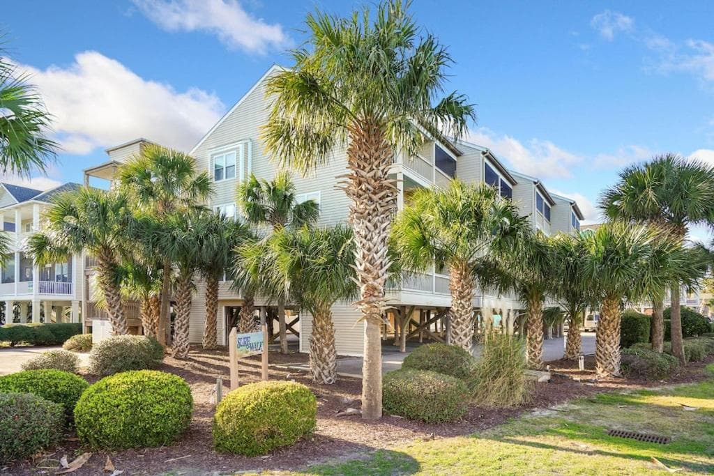 Beautiful Blue Ocean Condo featured exterior or lobby in Myrtle Beach, SC — similar hotel