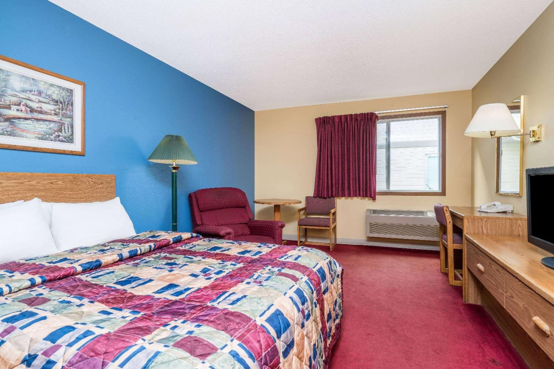 Days Inn by Wyndham West-Eau Claire gallery photo in Eau Claire, WI — image 6