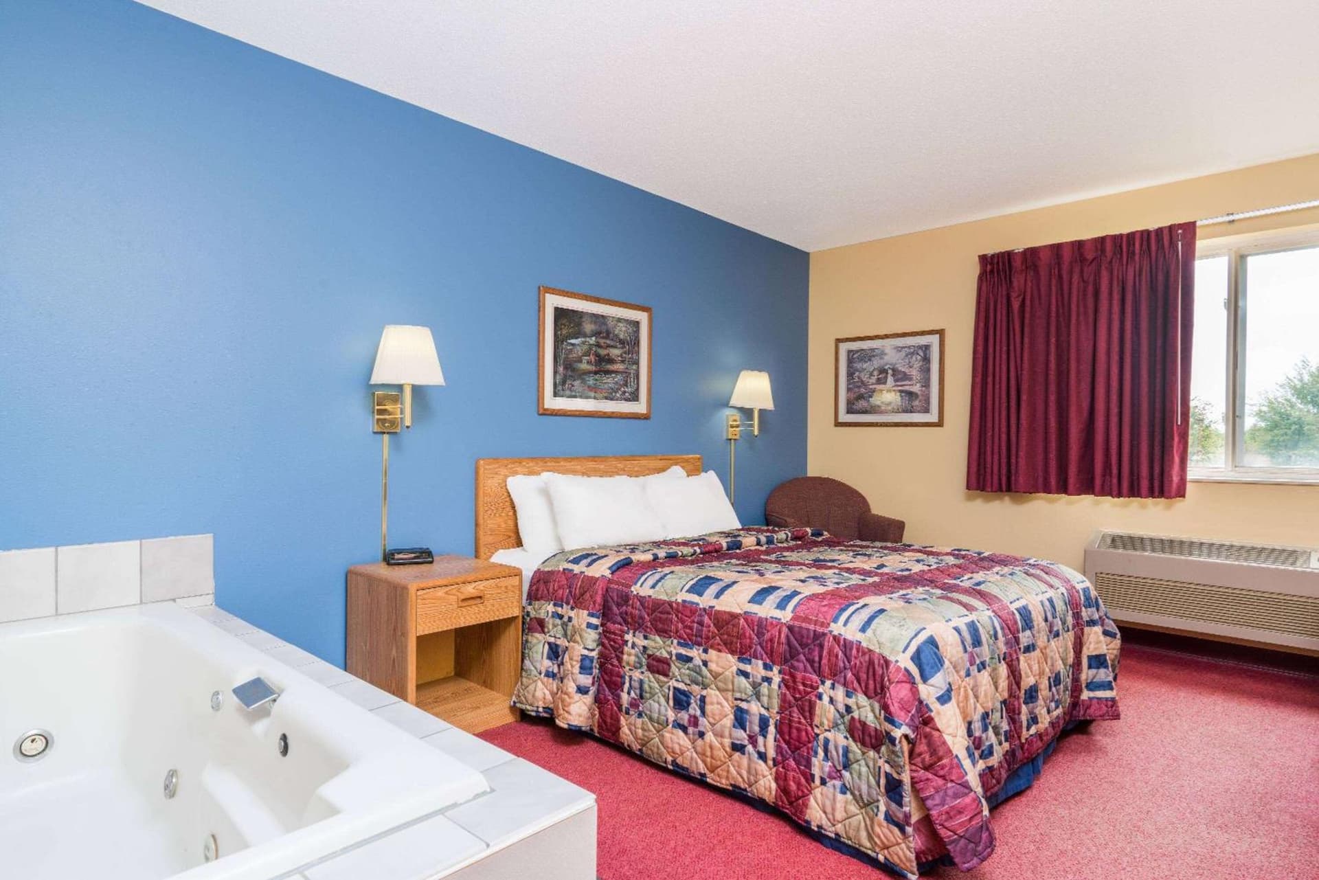 Days Inn by Wyndham West-Eau Claire gallery photo in Eau Claire, WI — image 21