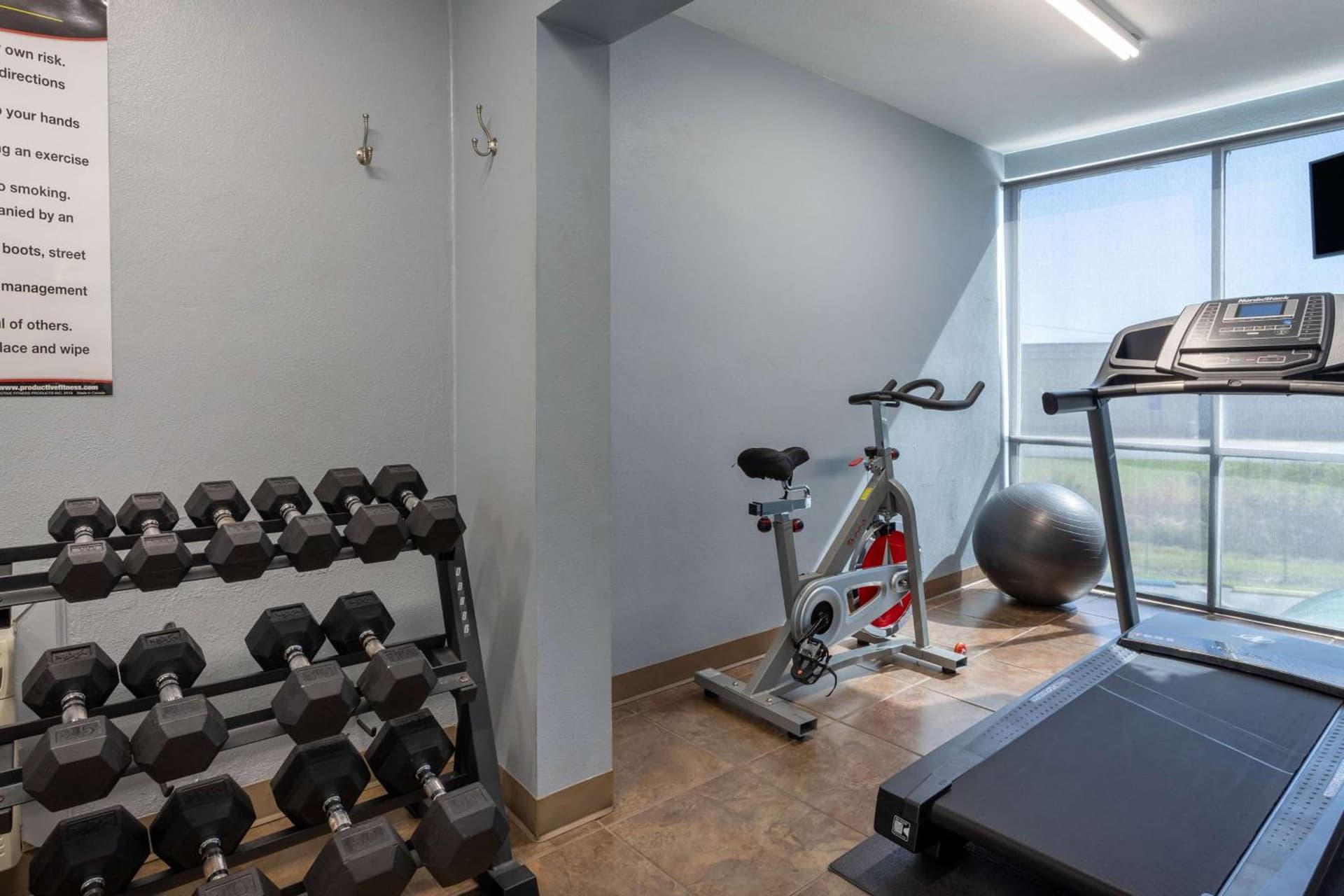 Travelodge by Wyndham Lakeland gallery photo in Lakeland, FL — image 36