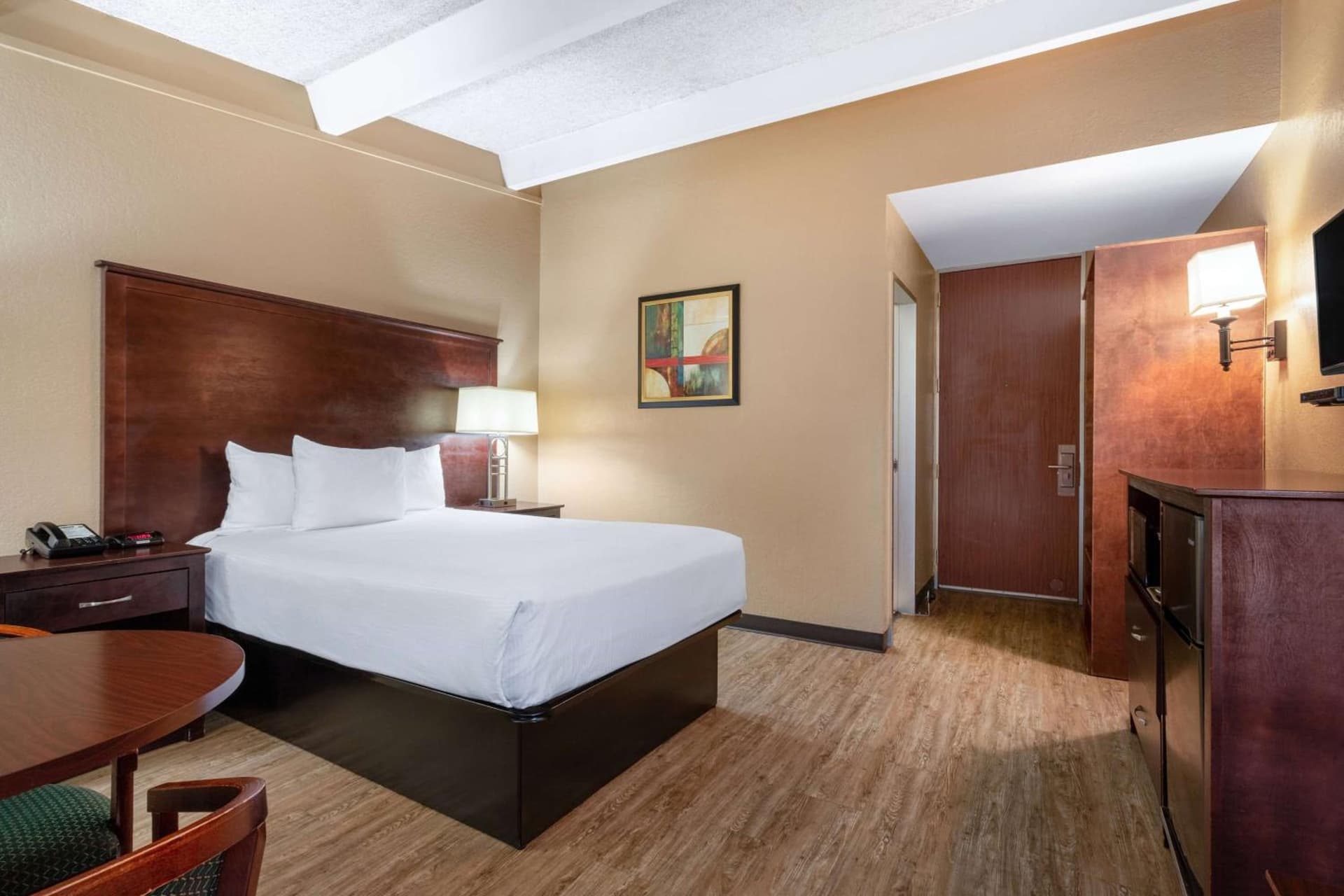 Travelodge by Wyndham Lakeland gallery photo in Lakeland, FL — image 57