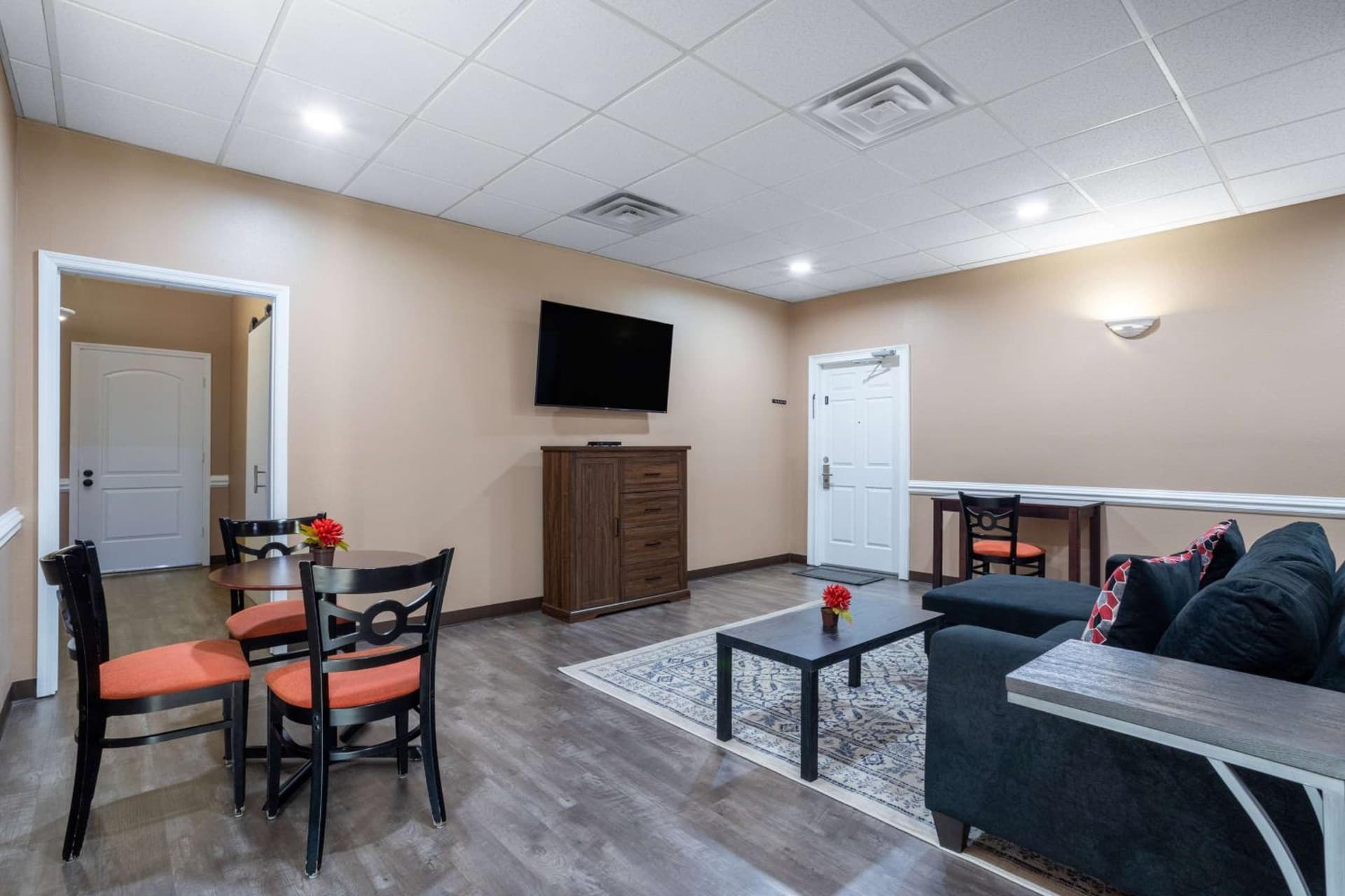 Travelodge by Wyndham Lakeland gallery photo in Lakeland, FL — image 56