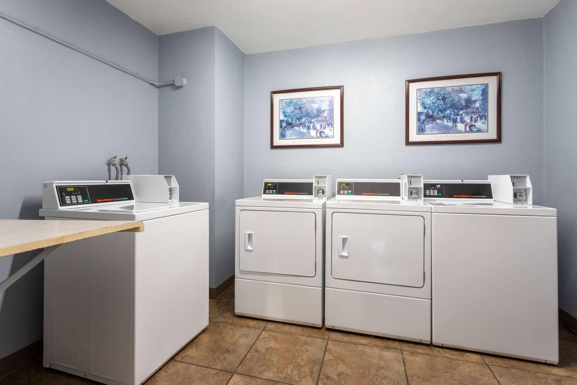 Travelodge by Wyndham Lakeland gallery photo in Lakeland, FL — image 38