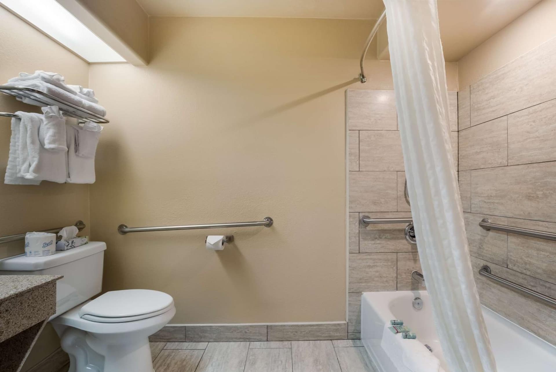 Best Western Escondido Hotel gallery photo in Escondido, CA — image 26