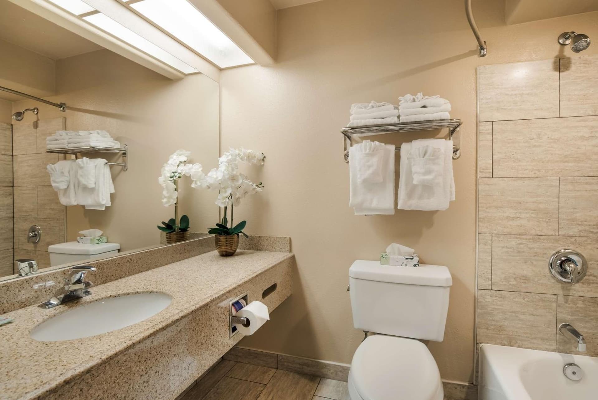 Best Western Escondido Hotel gallery photo in Escondido, CA — image 19