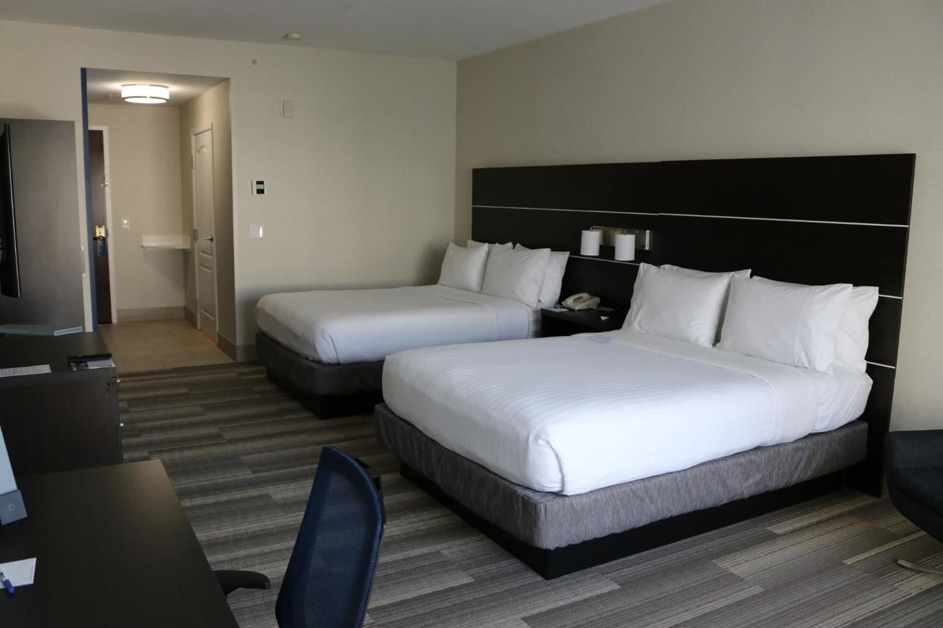Holiday Inn Express Hotel & Suites El Dorado Hills by IHG gallery photo in El Dorado Hills, CA — image 9