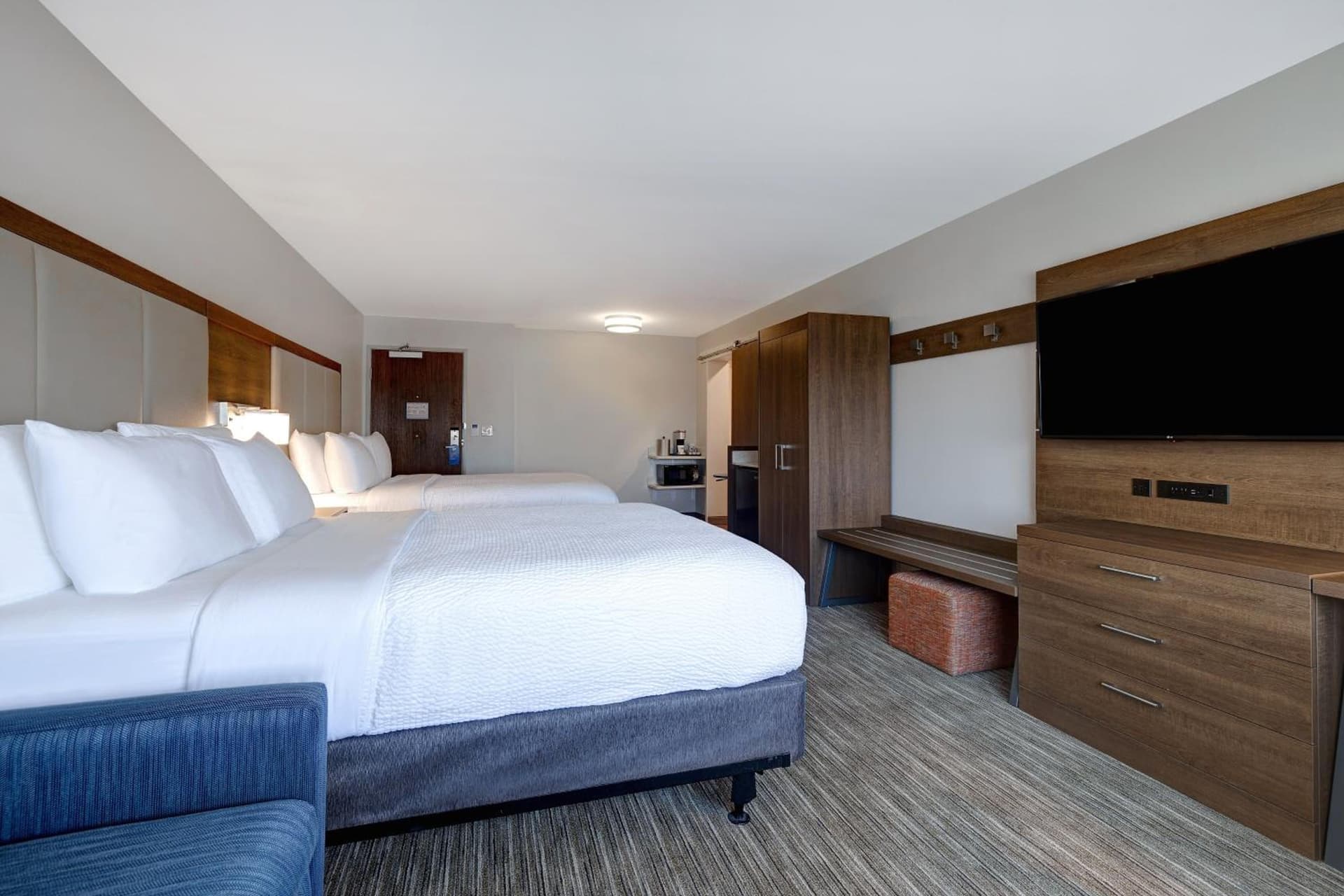 Holiday Inn Express & Suites - Ann Arbor - University South by IHG gallery photo in Ann Arbor, MI — image 11
