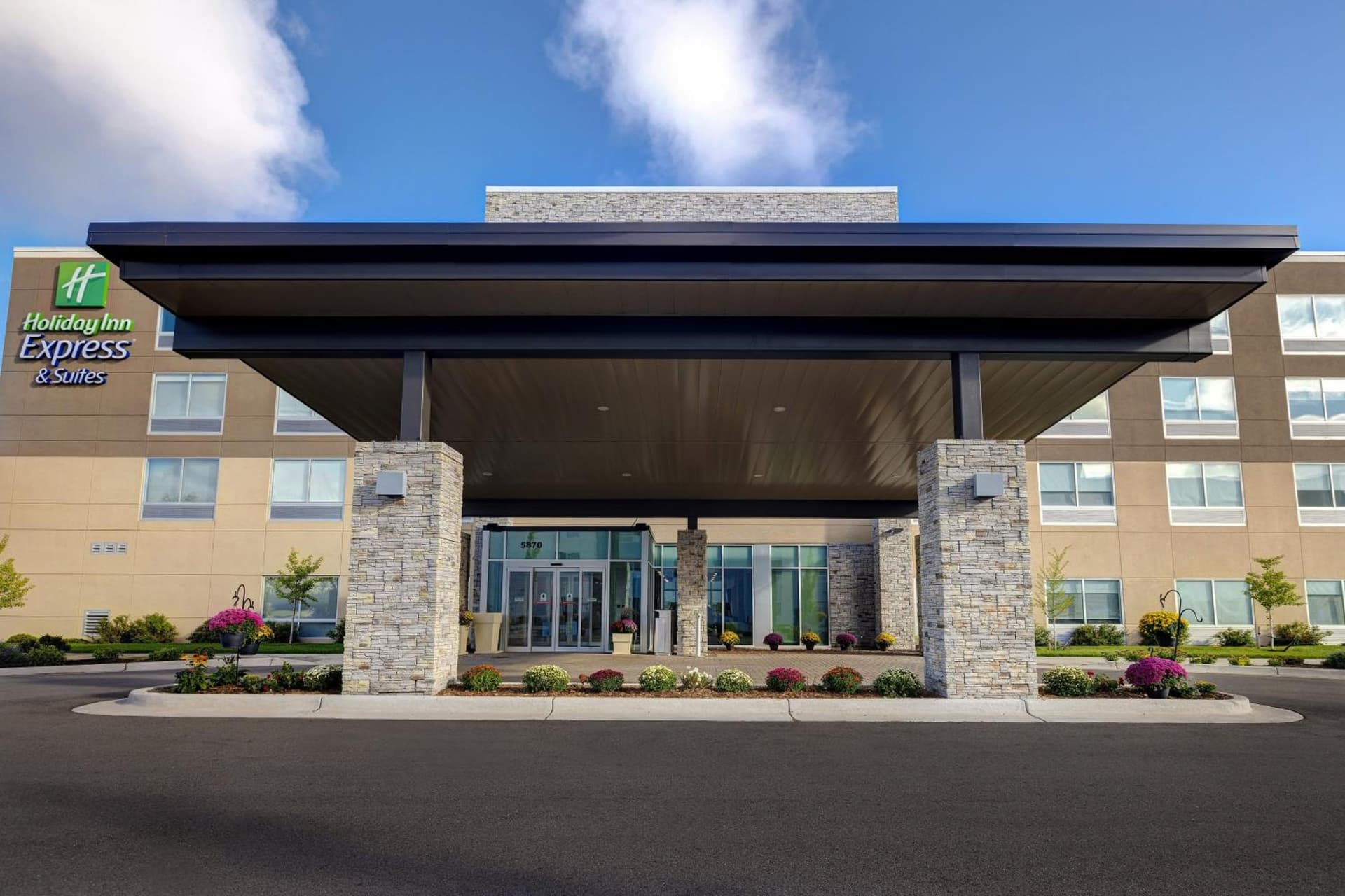Holiday Inn Express & Suites - Ann Arbor - University South by IHG gallery photo in Ann Arbor, MI — image 54