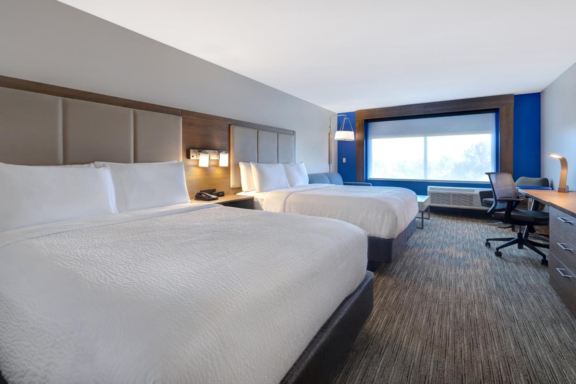 Holiday Inn Express & Suites - Ann Arbor - University South by IHG gallery photo in Ann Arbor, MI — image 13