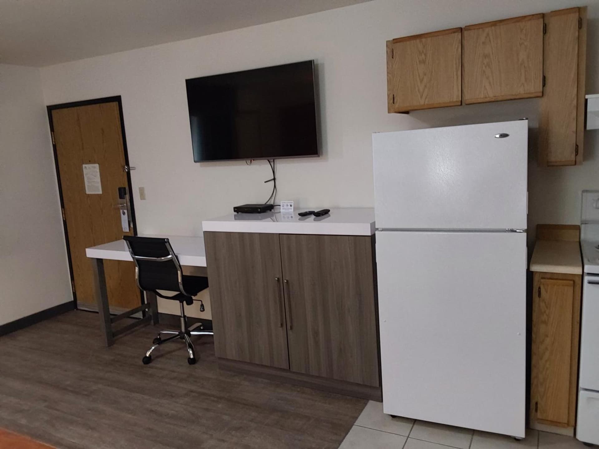 Lavissh Inn and Suites gallery photo in Bellingham, WA — image 5