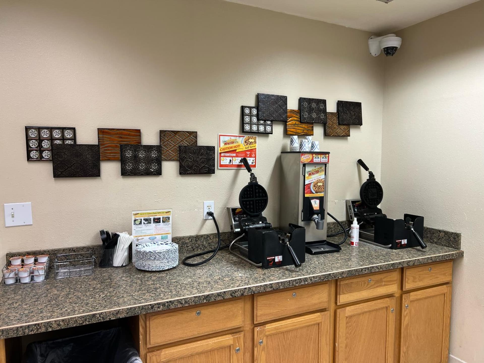 Lavissh Inn and Suites gallery photo in Bellingham, WA — image 17