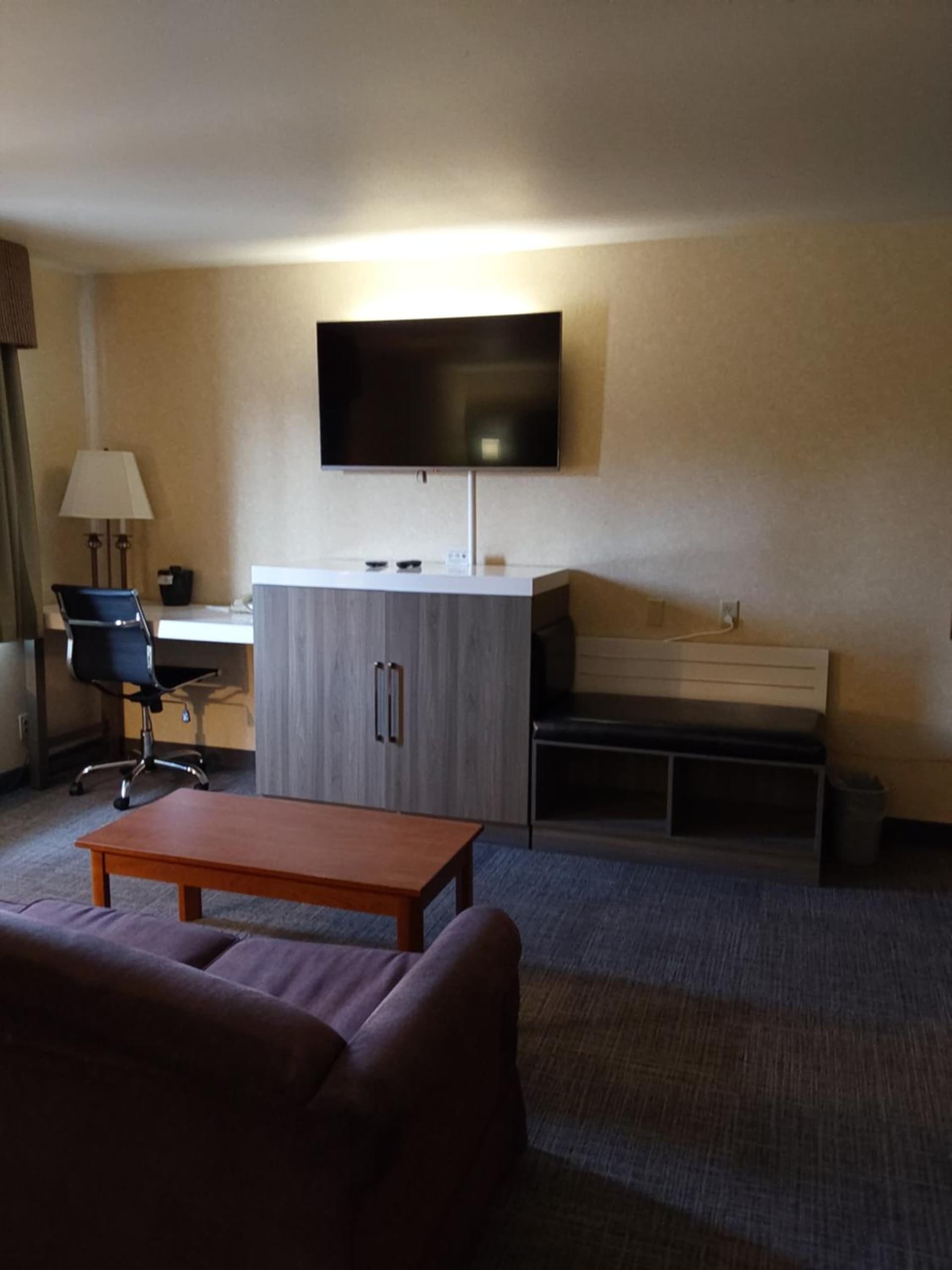 Lavissh Inn and Suites gallery photo in Bellingham, WA — image 32