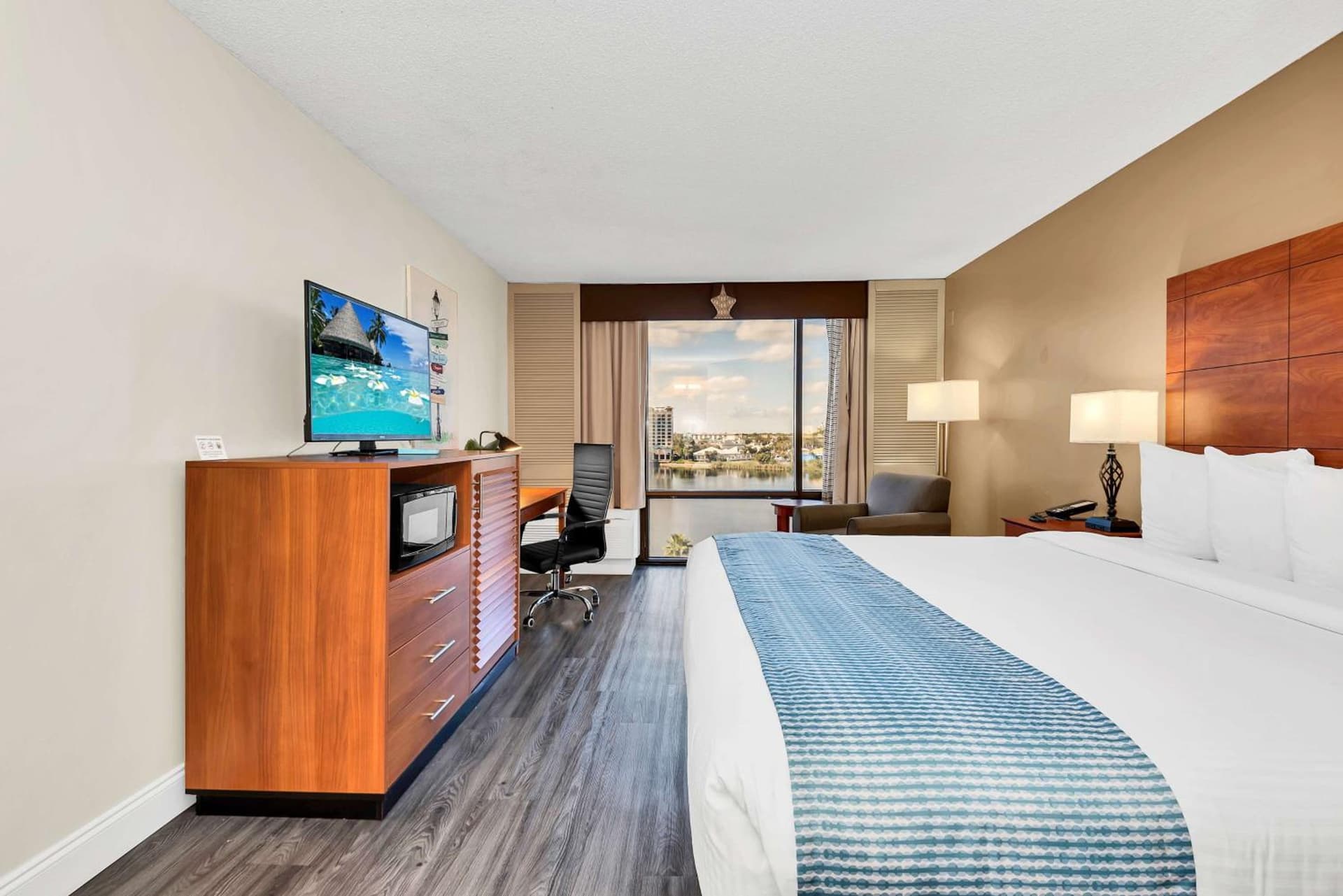 Best Western Orlando Gateway Hotel gallery photo in Orlando, FL — image 41