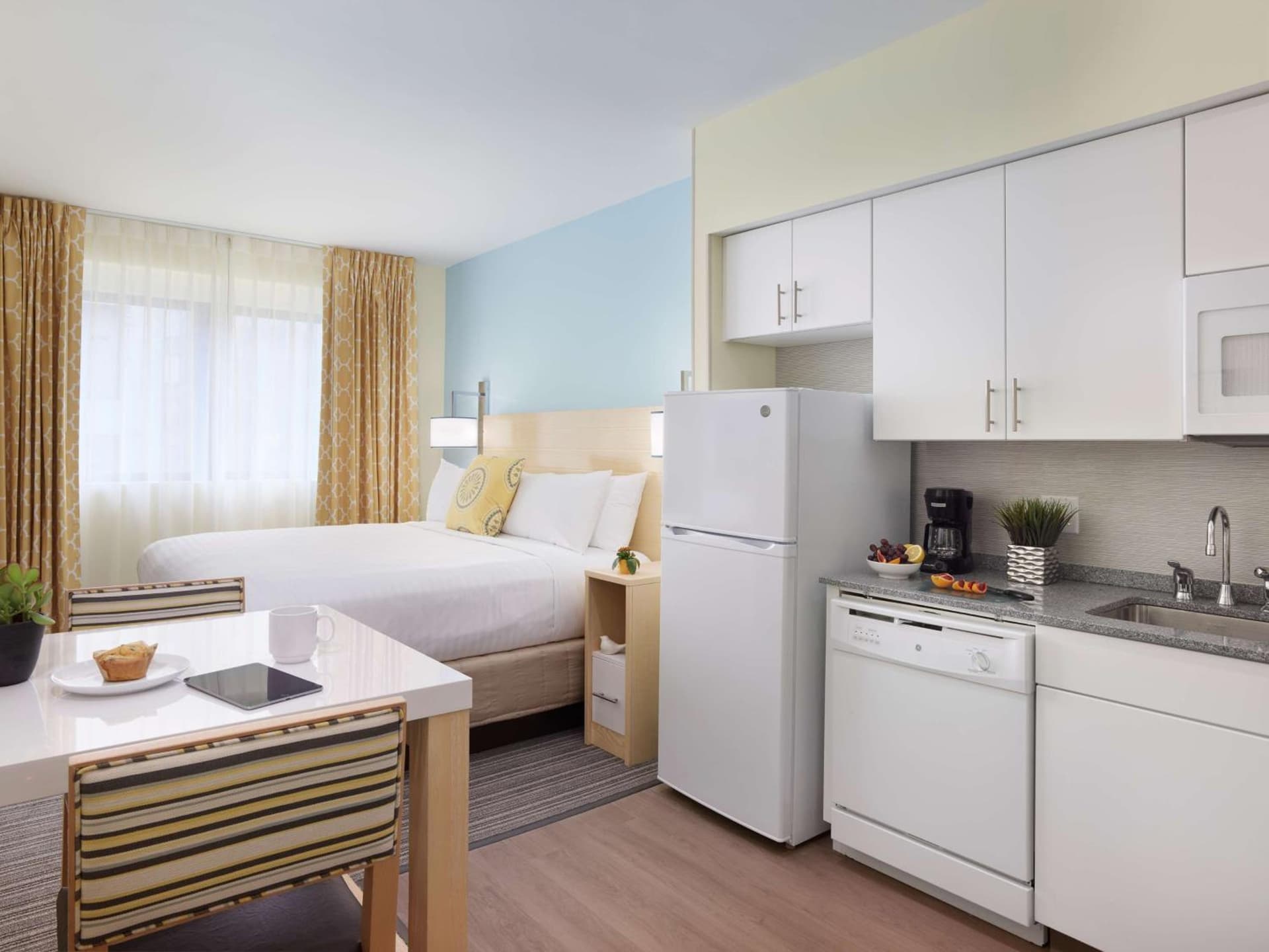 Sonesta ES Suites New Orleans Downtown gallery photo in New Orleans, LA — image 17
