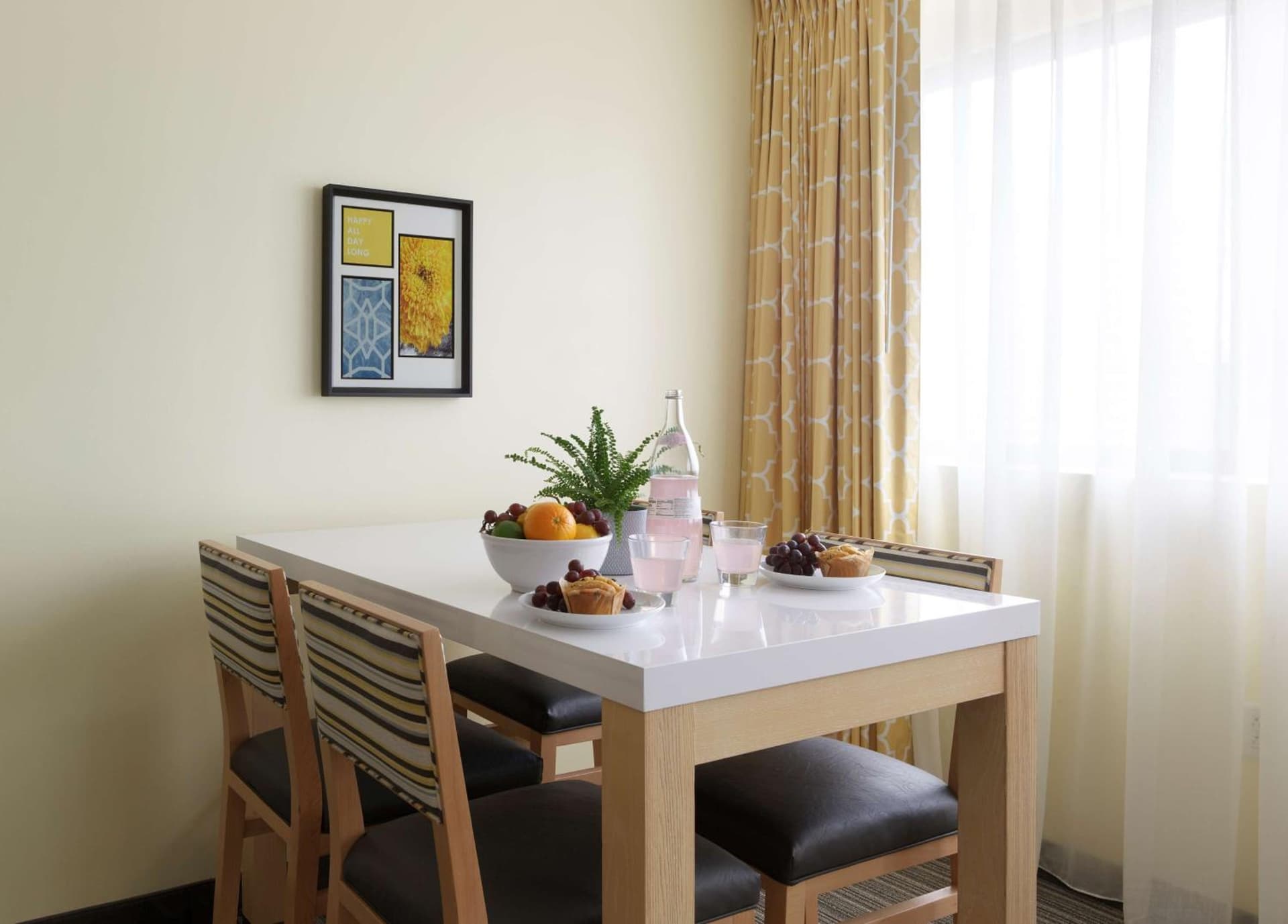 Sonesta ES Suites New Orleans Downtown gallery photo in New Orleans, LA — image 25