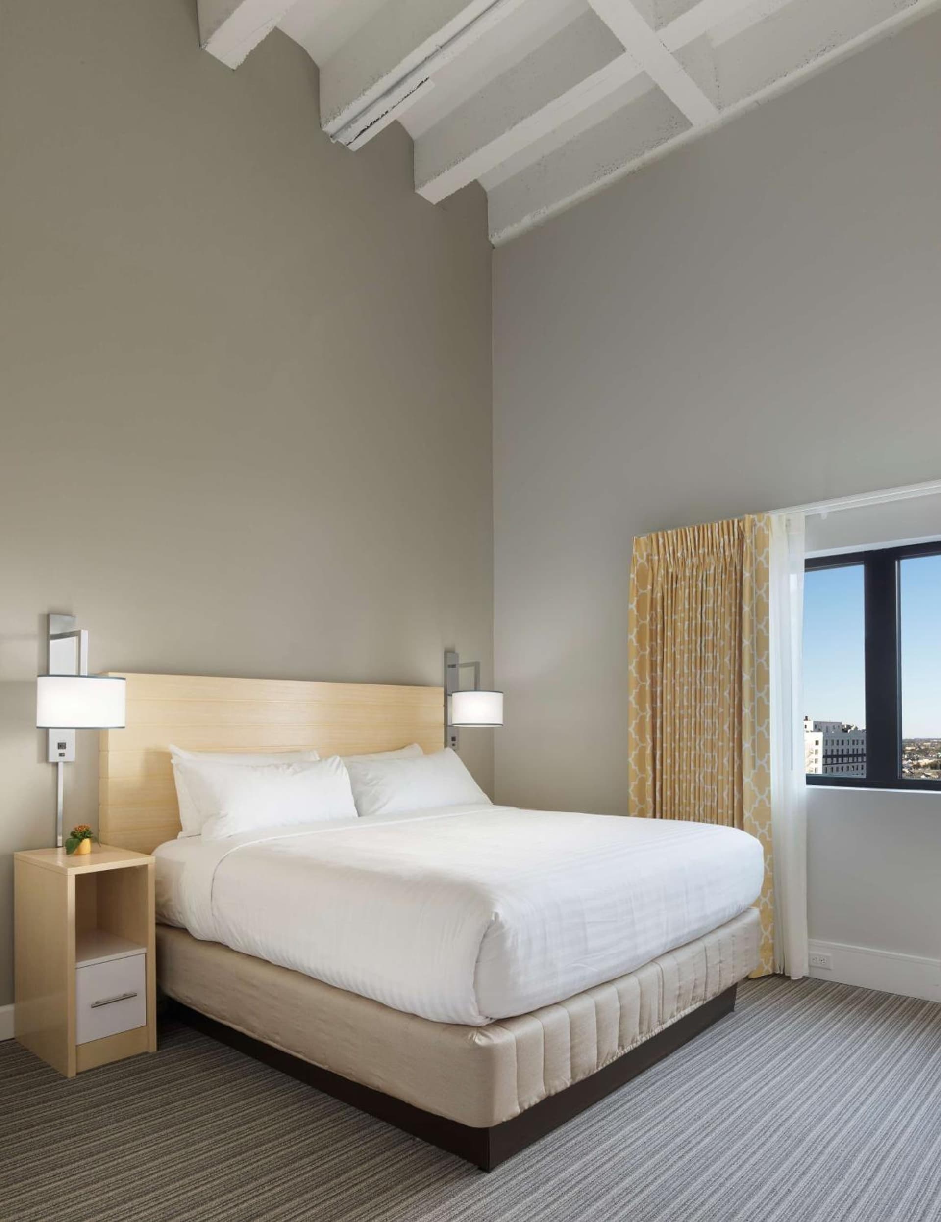 Sonesta ES Suites New Orleans Downtown gallery photo in New Orleans, LA — image 13