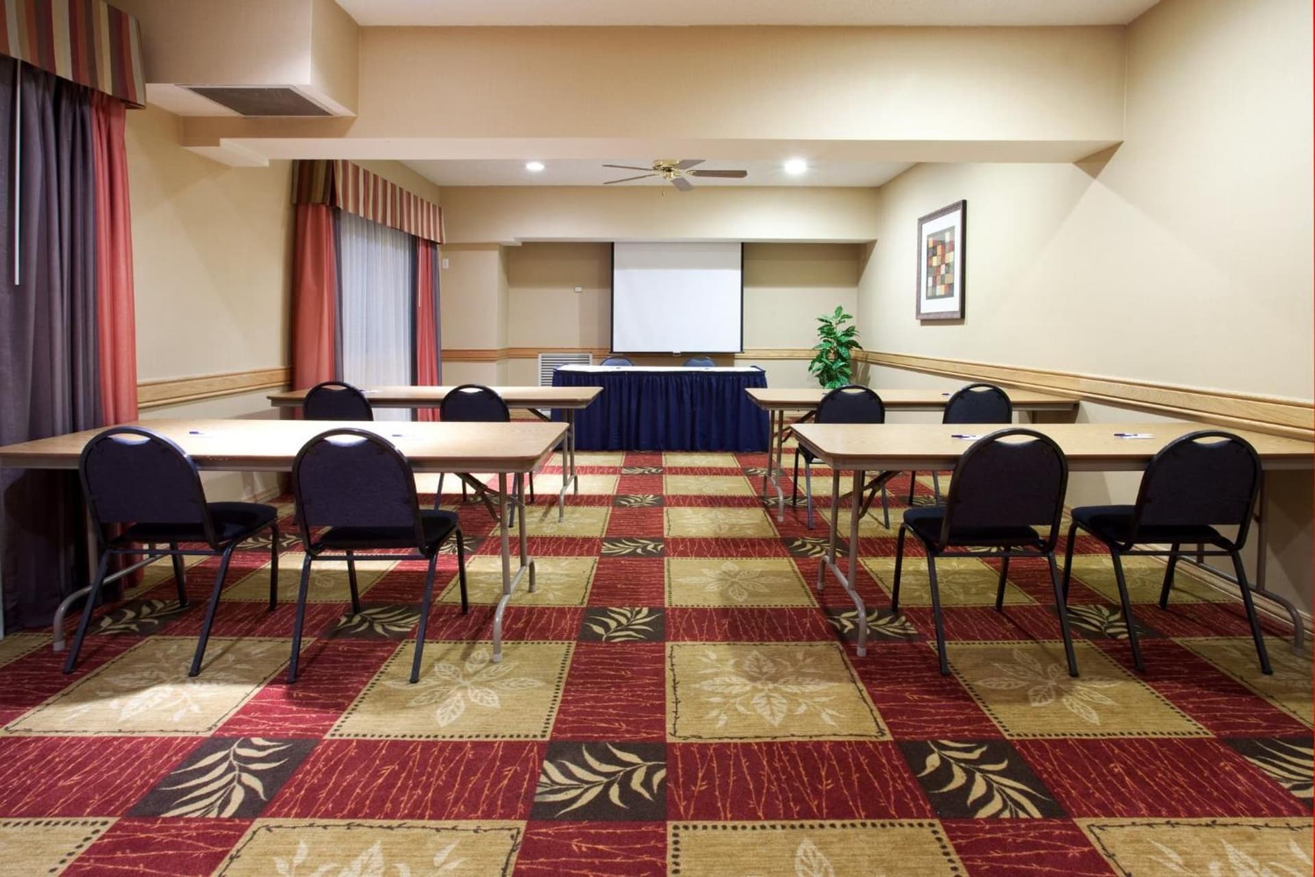 Holiday Inn Express Heber City by IHG gallery photo in Heber City, UT — image 7
