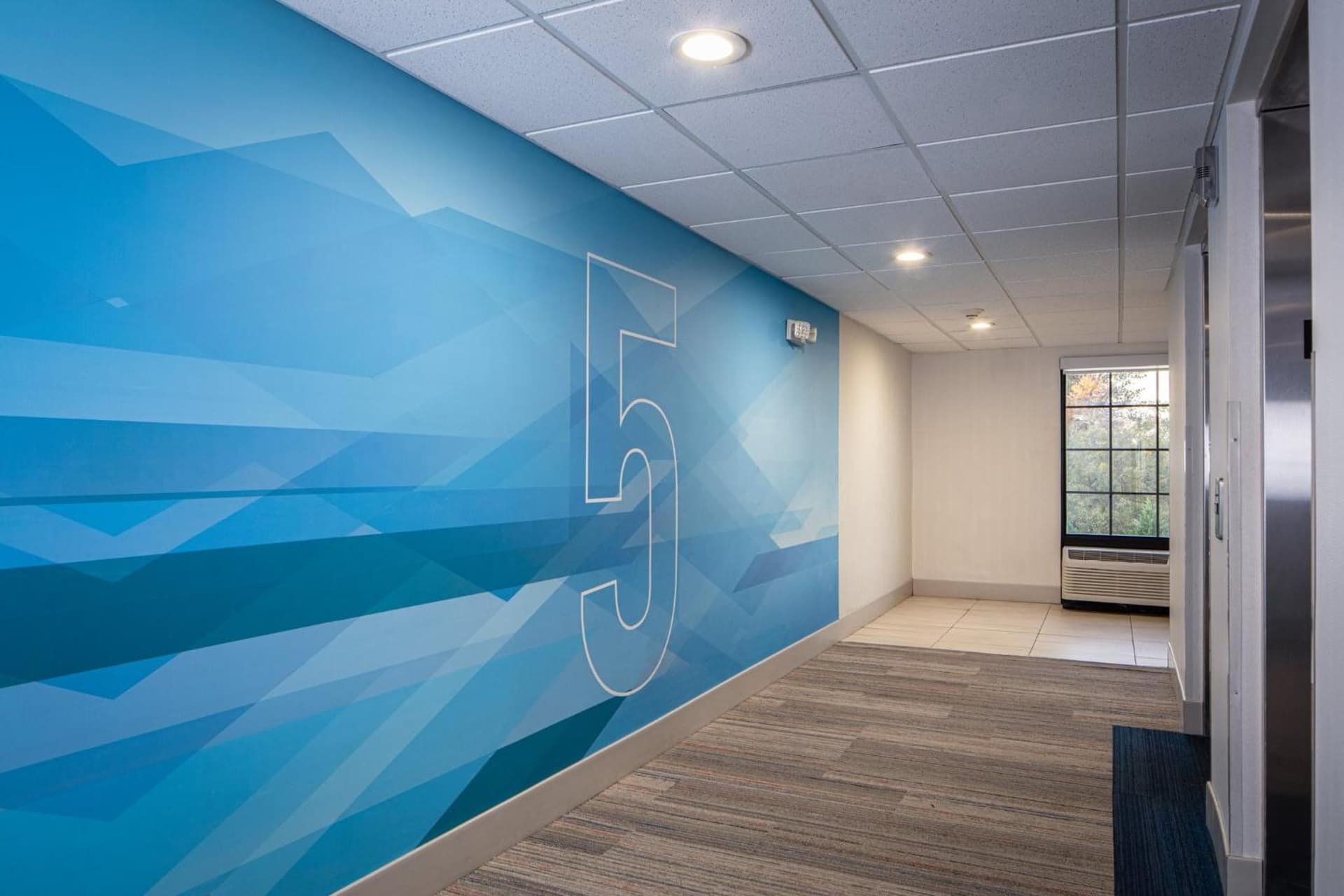Holiday Inn Express & Suites Newport News by IHG gallery photo in Newport News, VA — image 19