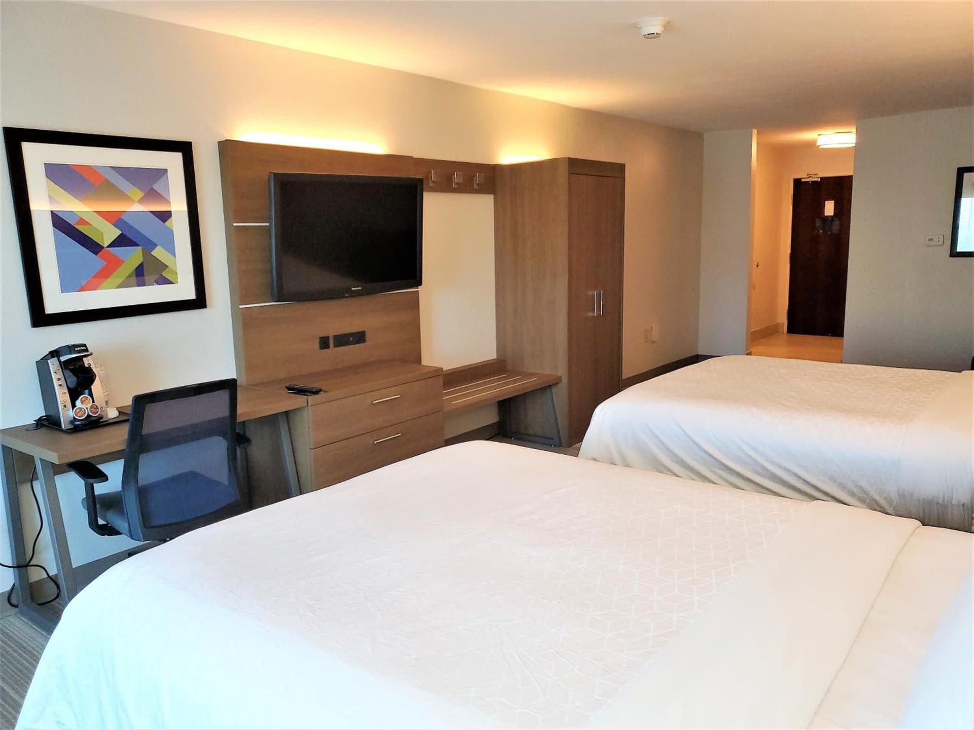 Holiday Inn Express & Suites San Antonio West Sea World Area by IHG interior in San Antonio, TX — gallery photo 2