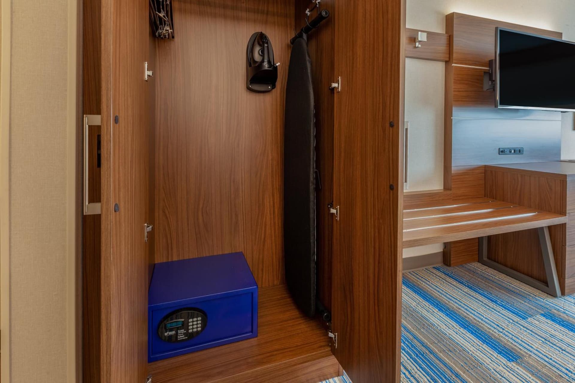 Holiday Inn Express & Suites Brunswick-Harpers Ferry Area by IHG gallery photo in Brunswick, MD — image 32