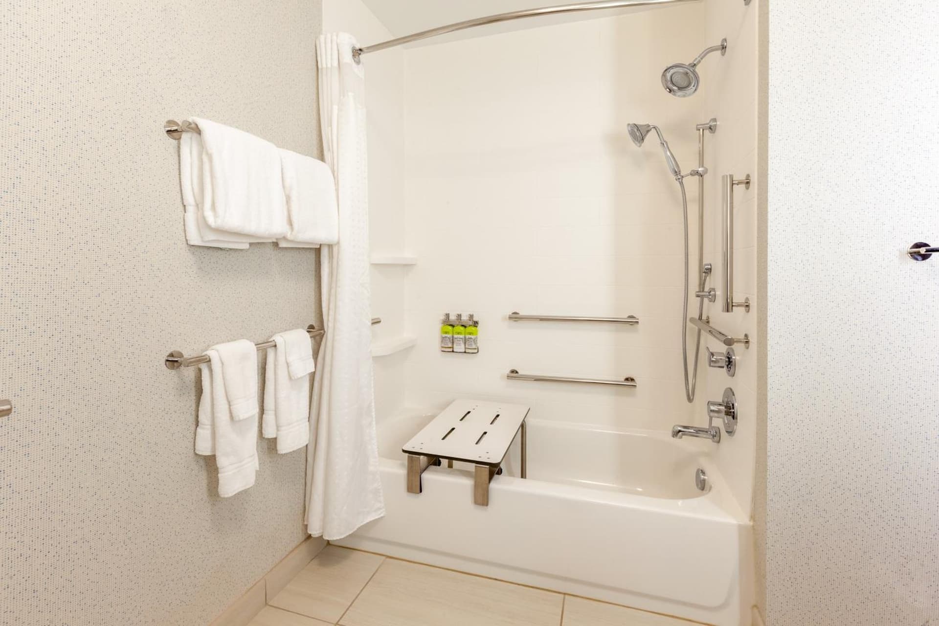 Holiday Inn Express & Suites Brunswick-Harpers Ferry Area by IHG gallery photo in Brunswick, MD — image 60