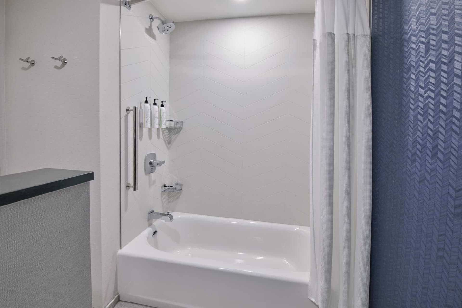 Fairfield Inn & Suites by Marriott Chicago O'Hare property views in Des Plaines, IL — gallery photo 3