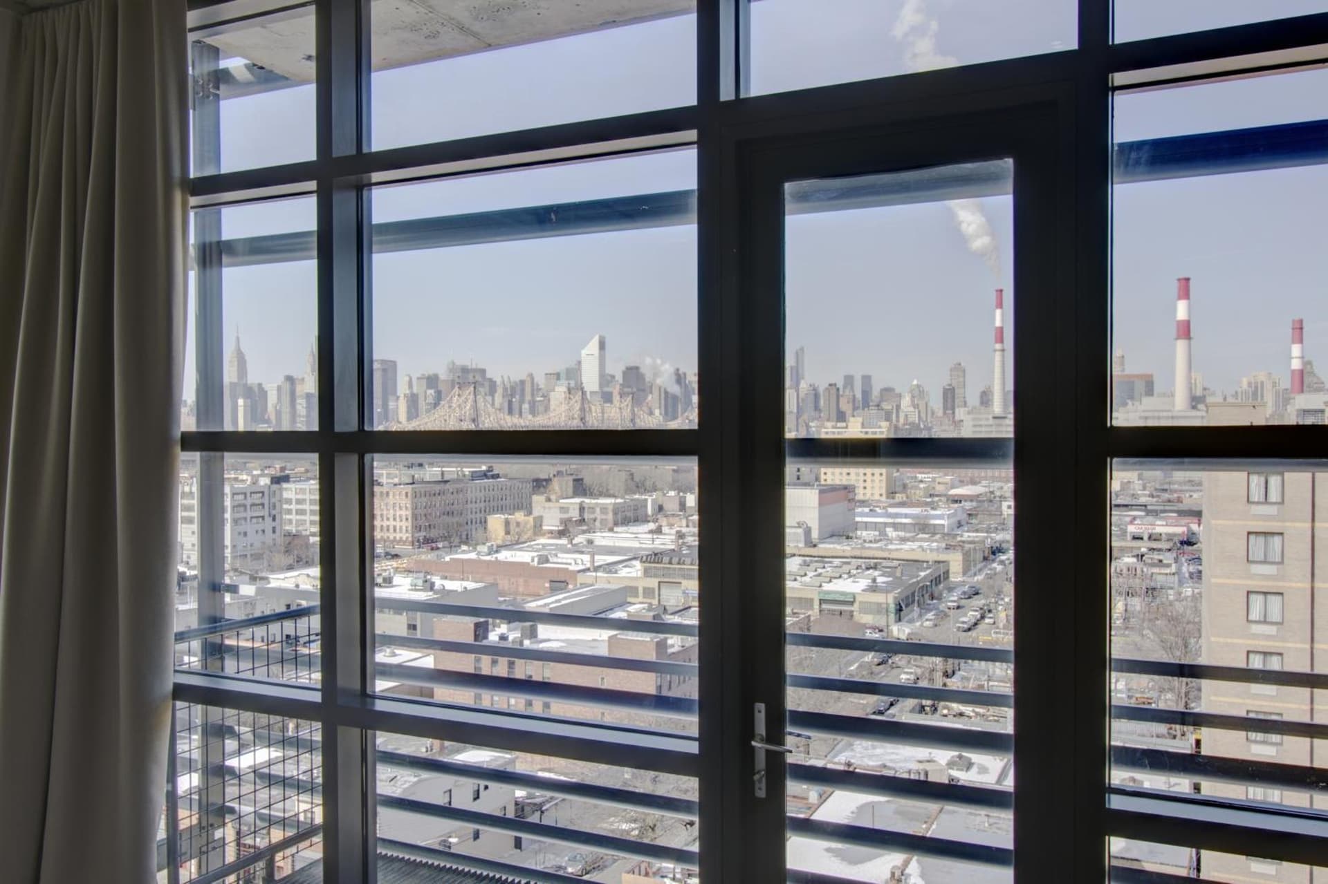 Boro Hotel interior in Queens, NY — gallery photo 2
